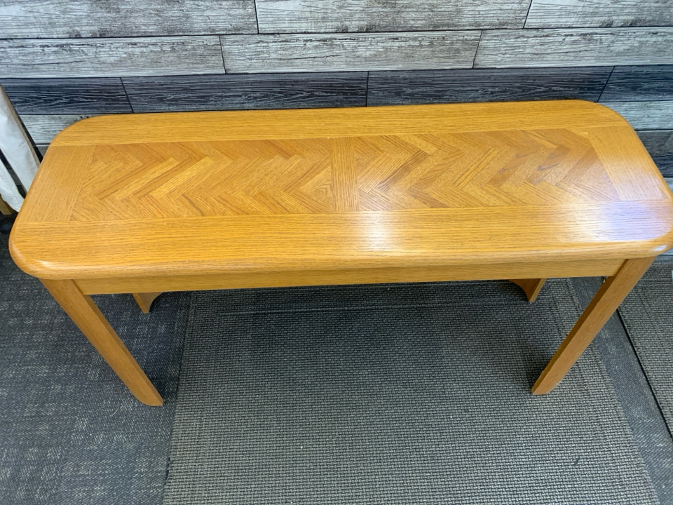 WOOD CONSOLE TABLE.