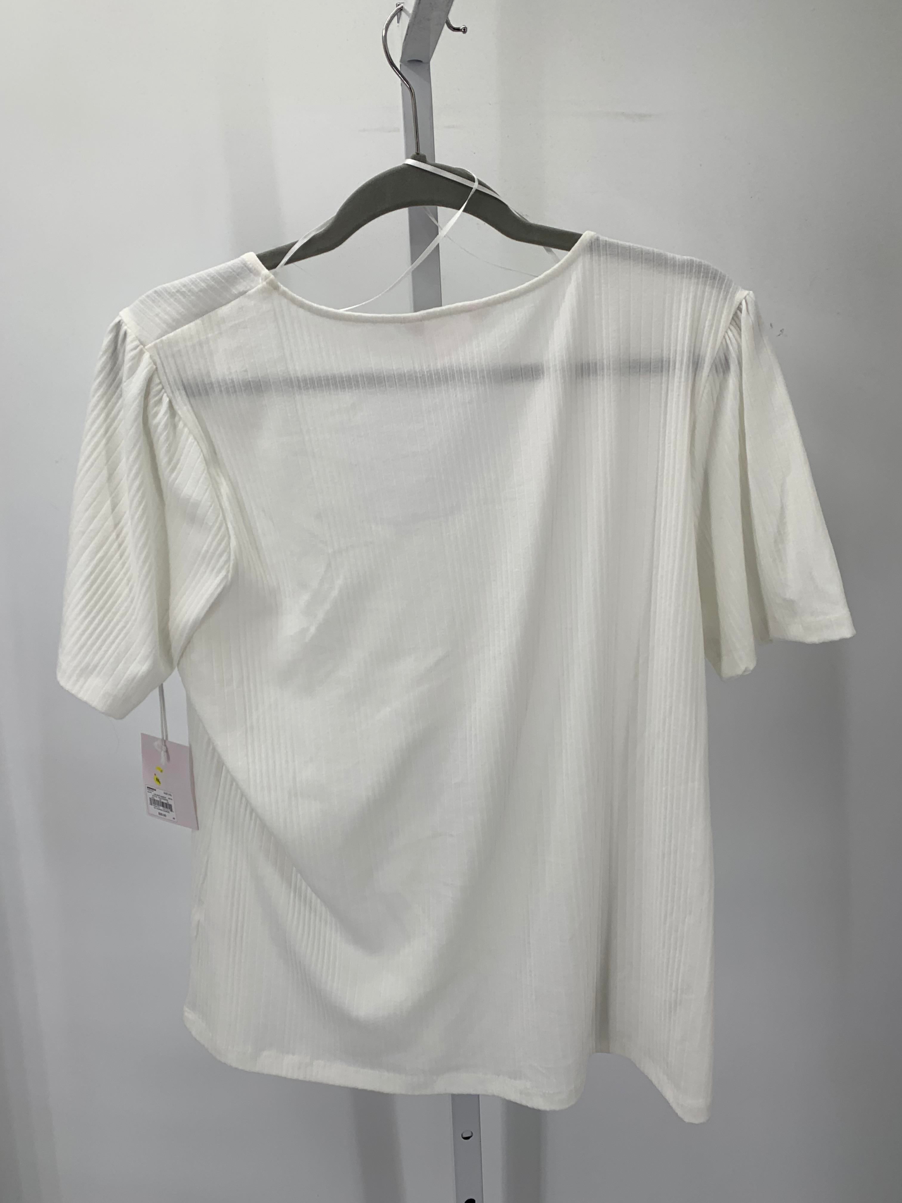Lauren Conrad Size XXL Misses Short Sleeve Shirt
