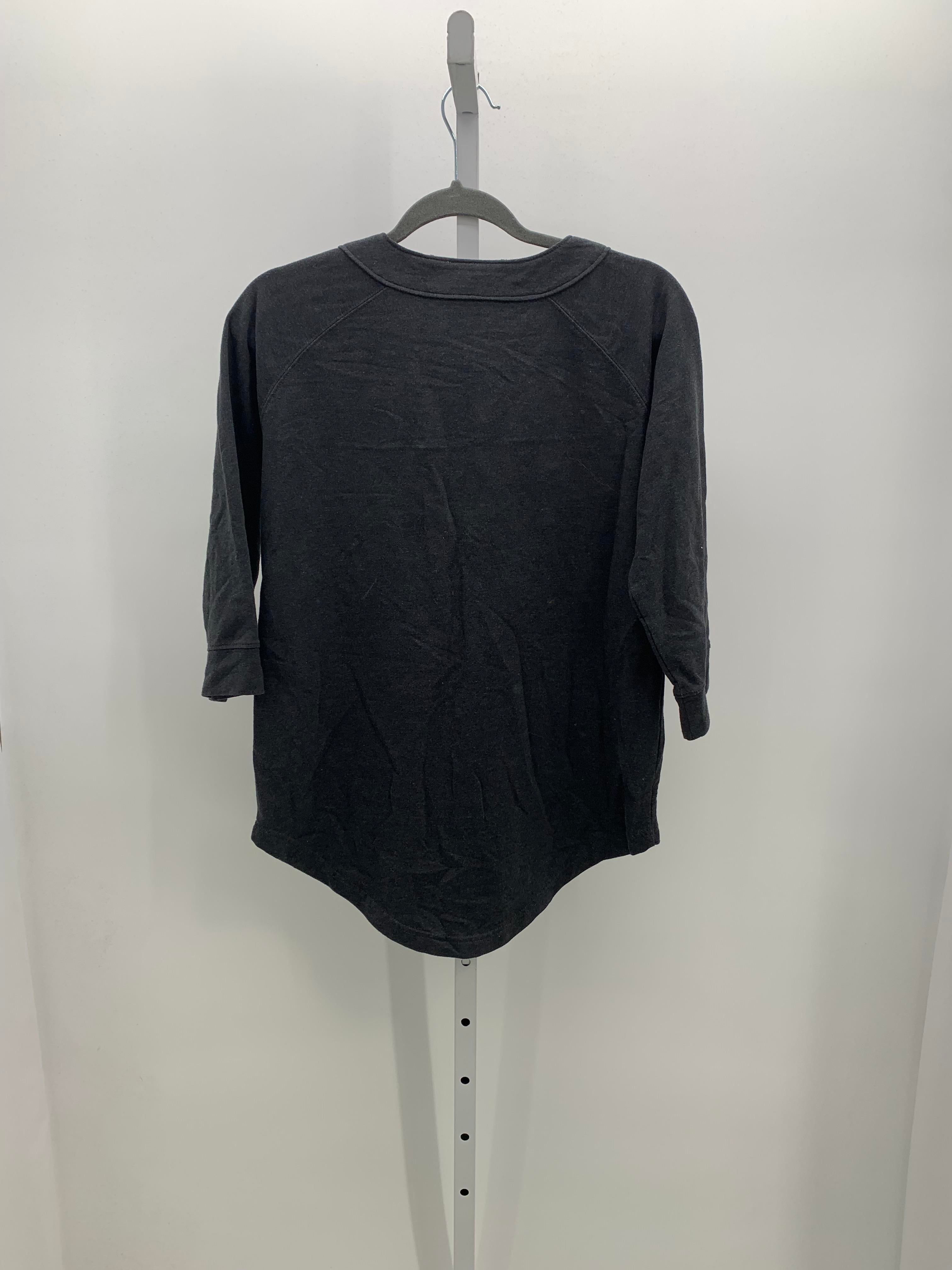 NHL Size Medium Misses 3/4 Sleeve Shirt