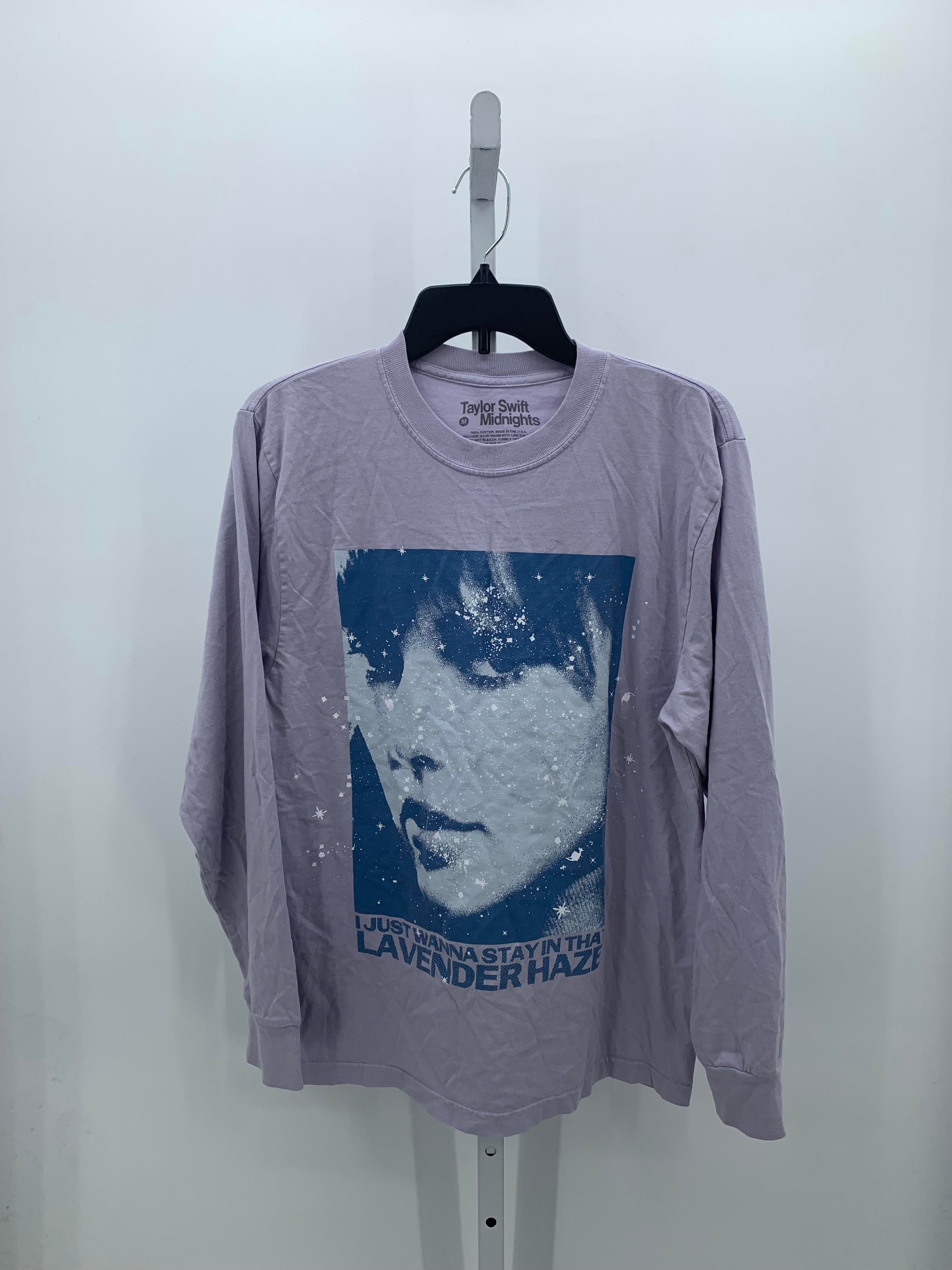 Size Medium Juniors Long Sleeve Shirt