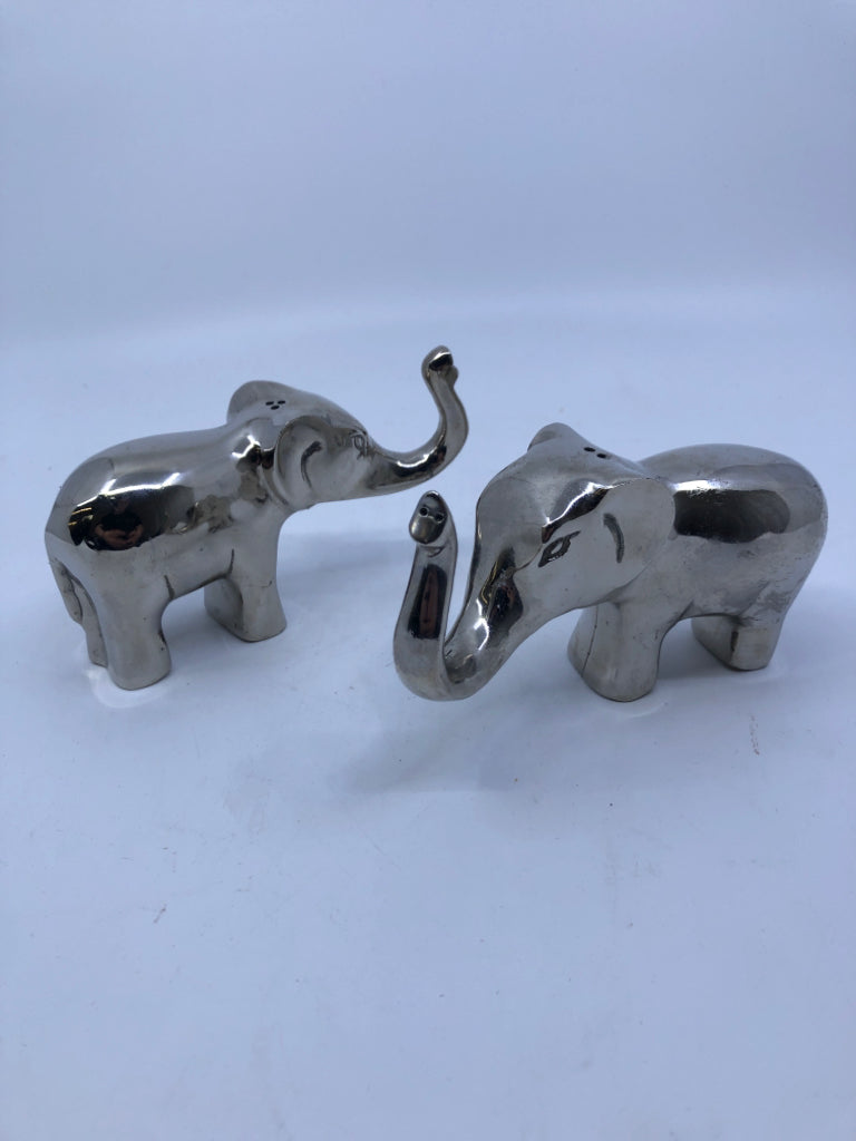 HEAVY METAL SALT AND PEPPER SAHKERS.