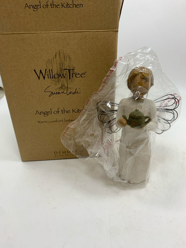 NIB ANGEL OF KITCHEN WILLOW TREE.