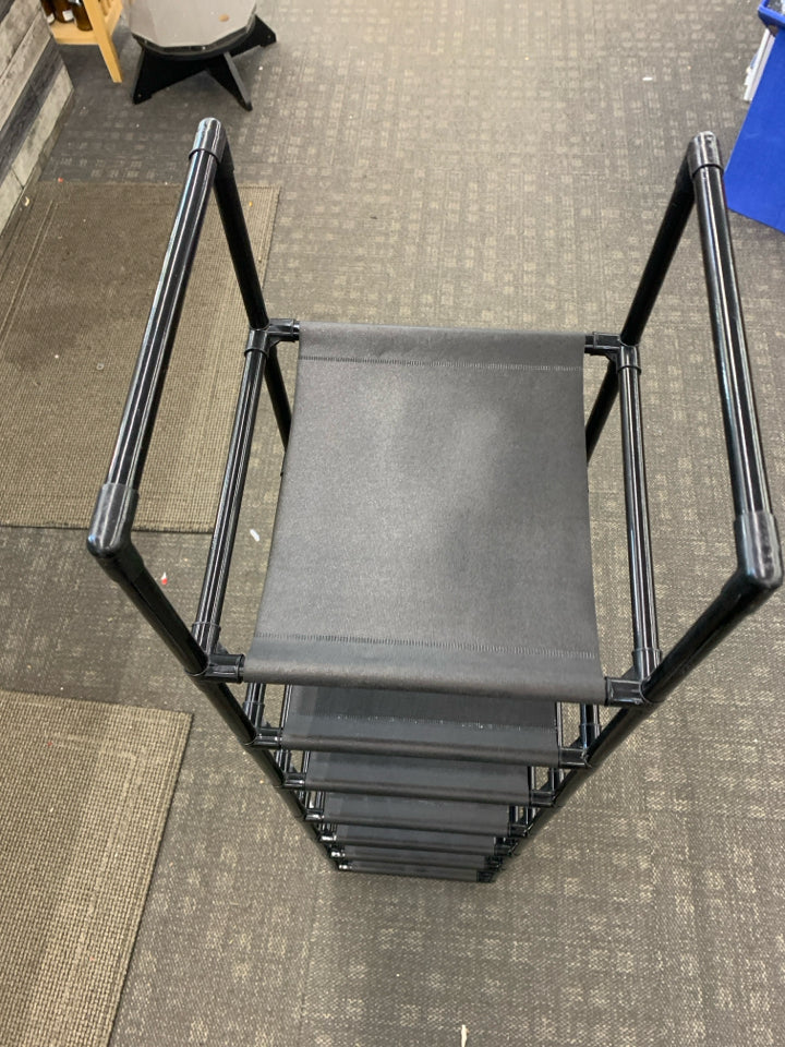 10 TIER VERTICAL PLASTIC/FABRIC SHOE RACK.