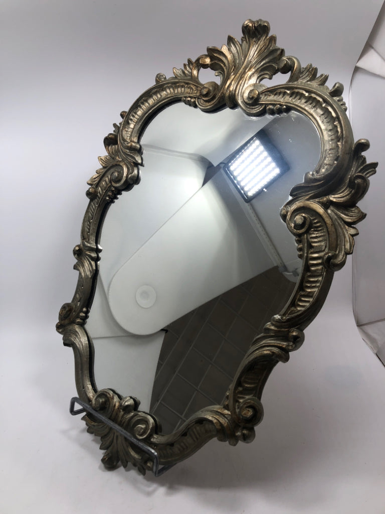 SM VTG-STYLE MALL MIRROR.