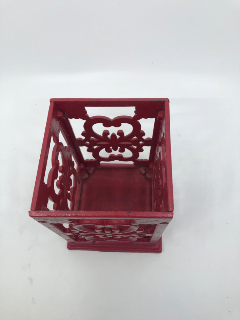 HEAVY IRON RED PAINTED SQUARE CANDLE HOLDER SCROLL DESIGN.