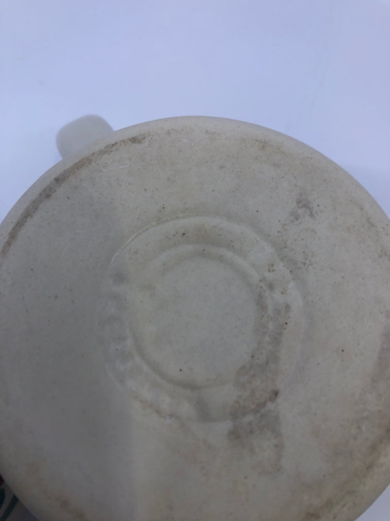 2 HOLLY PATTERN MUGS.