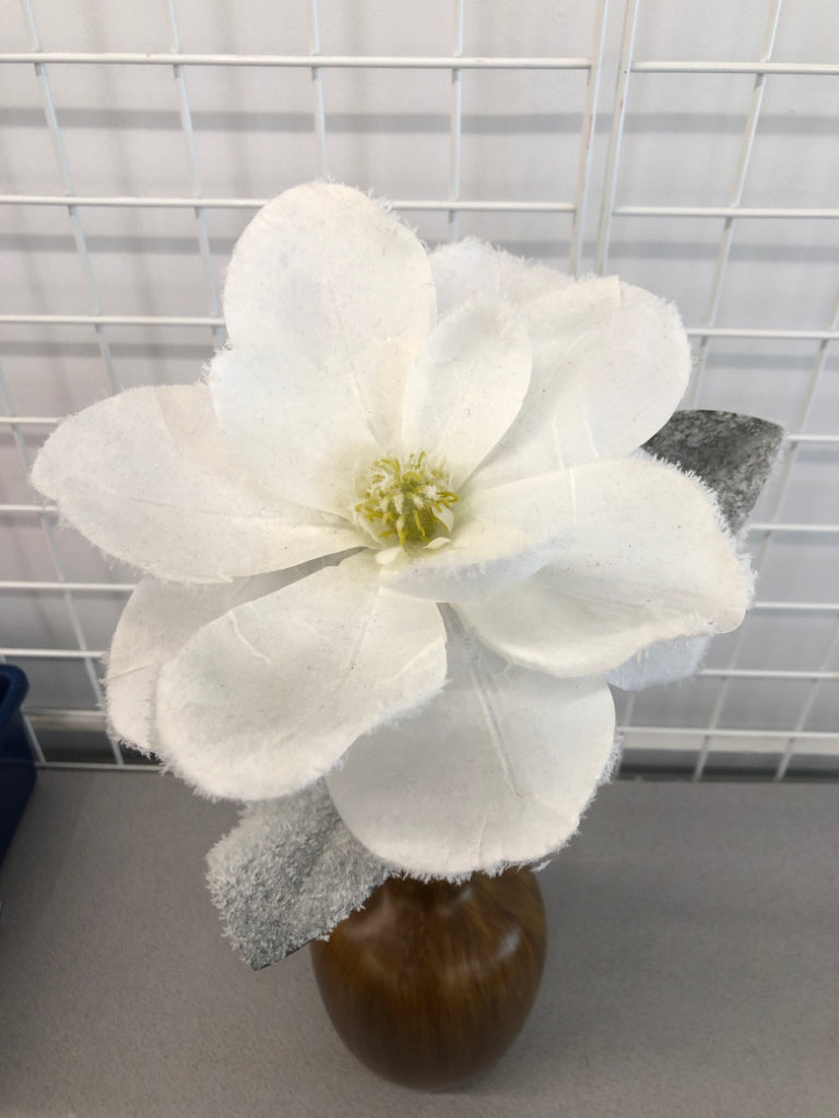 WHITE CLOTH FLOWER IN WOOD VASE.
