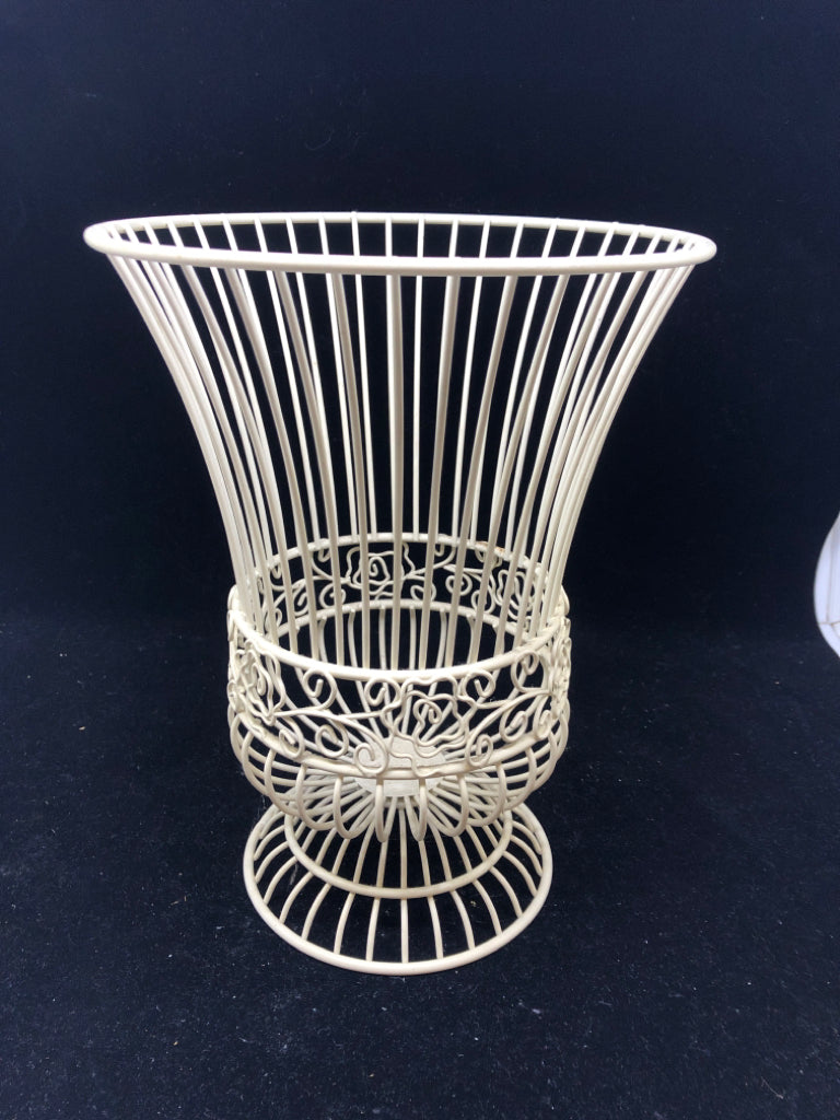 METAL FOOTED PLANTER/ PLANT STAND.
