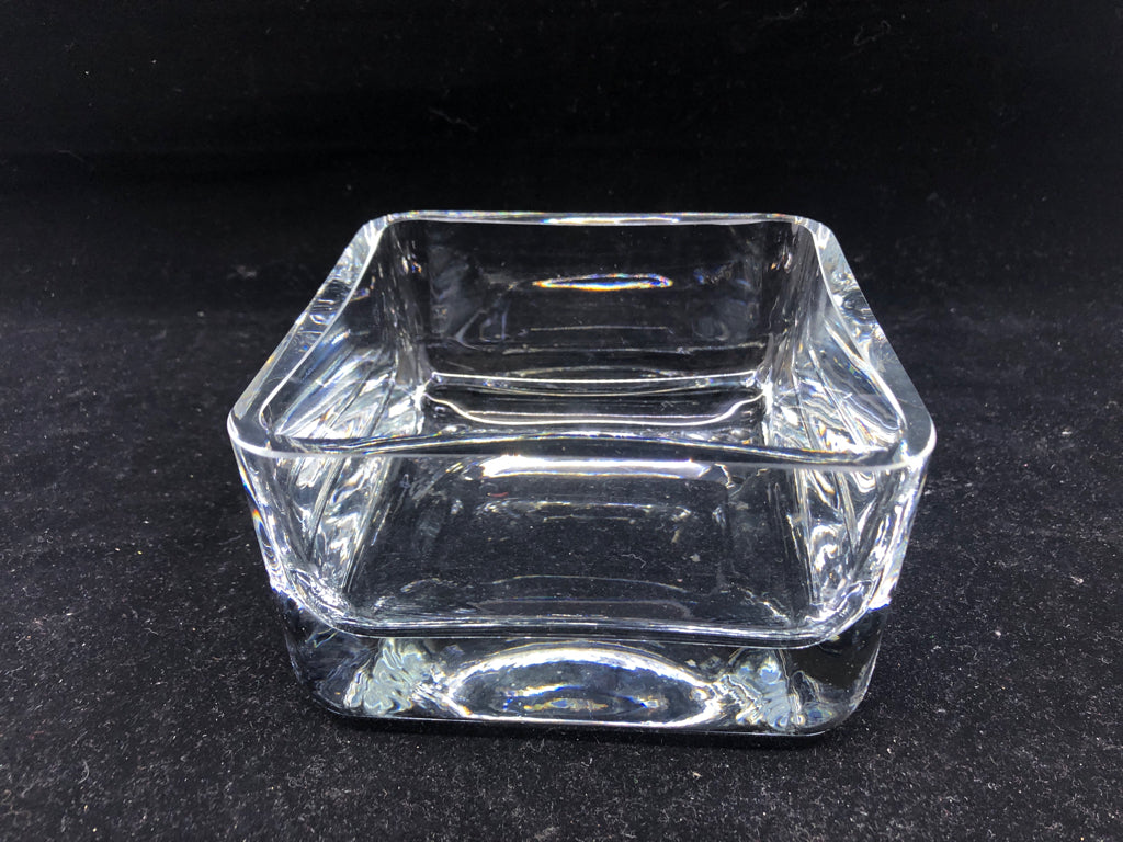 HEAVY SQUARE THICK GLASS CANDY DISH.