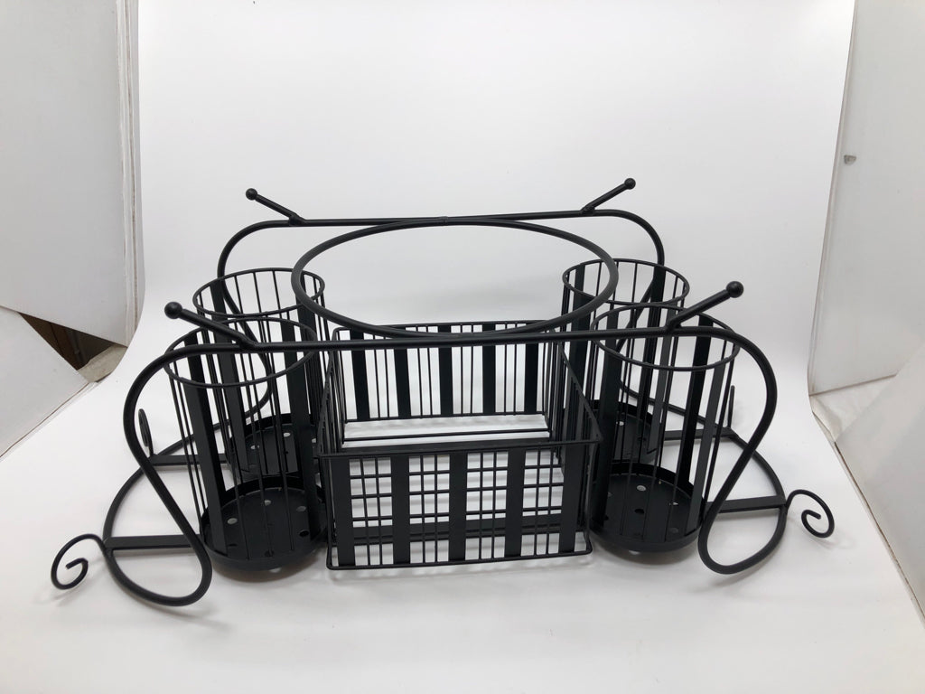 BLACK METAL BUFFET CADDY.