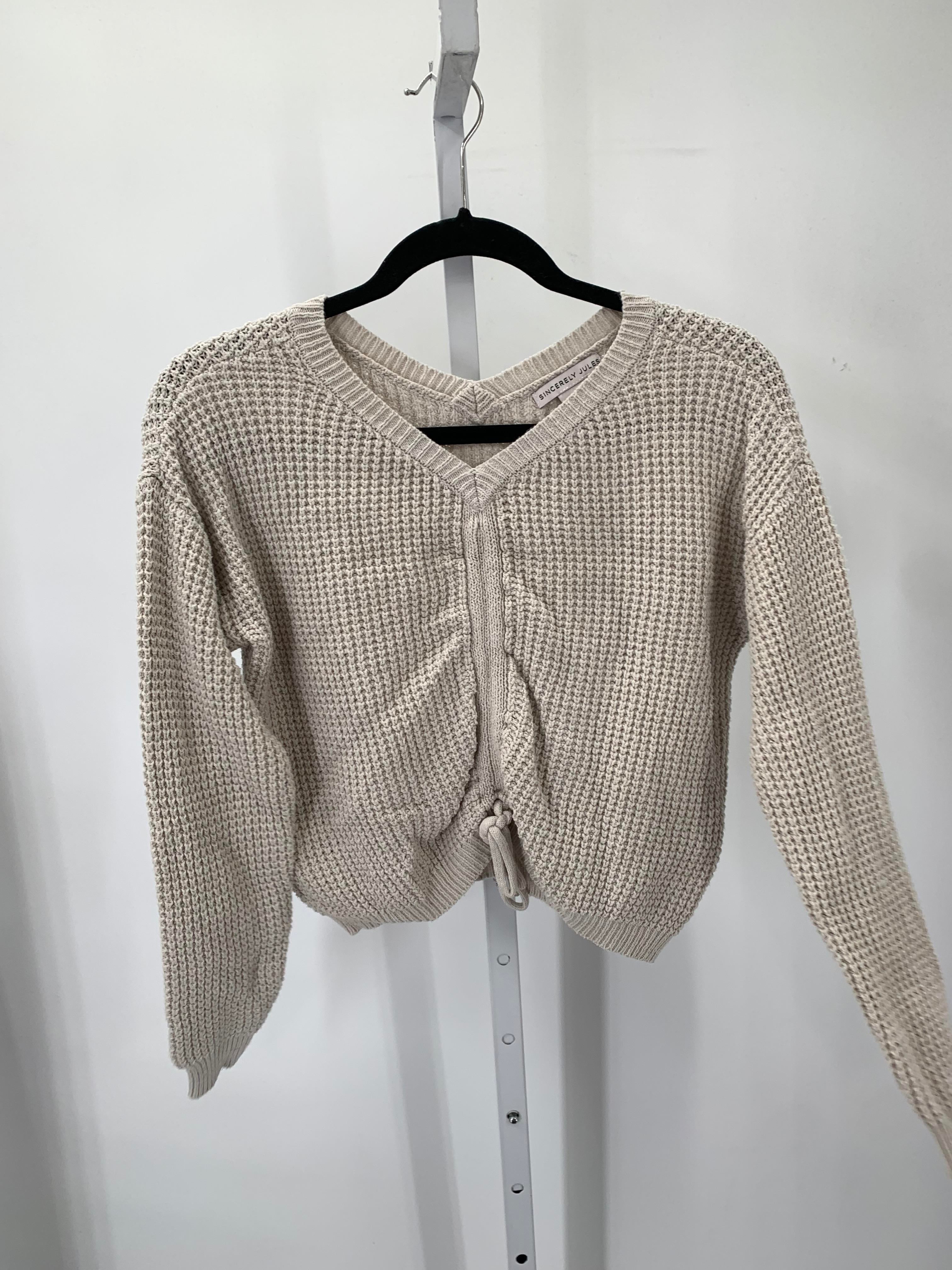 Size Small Juniors Long Sleeve Sweater
