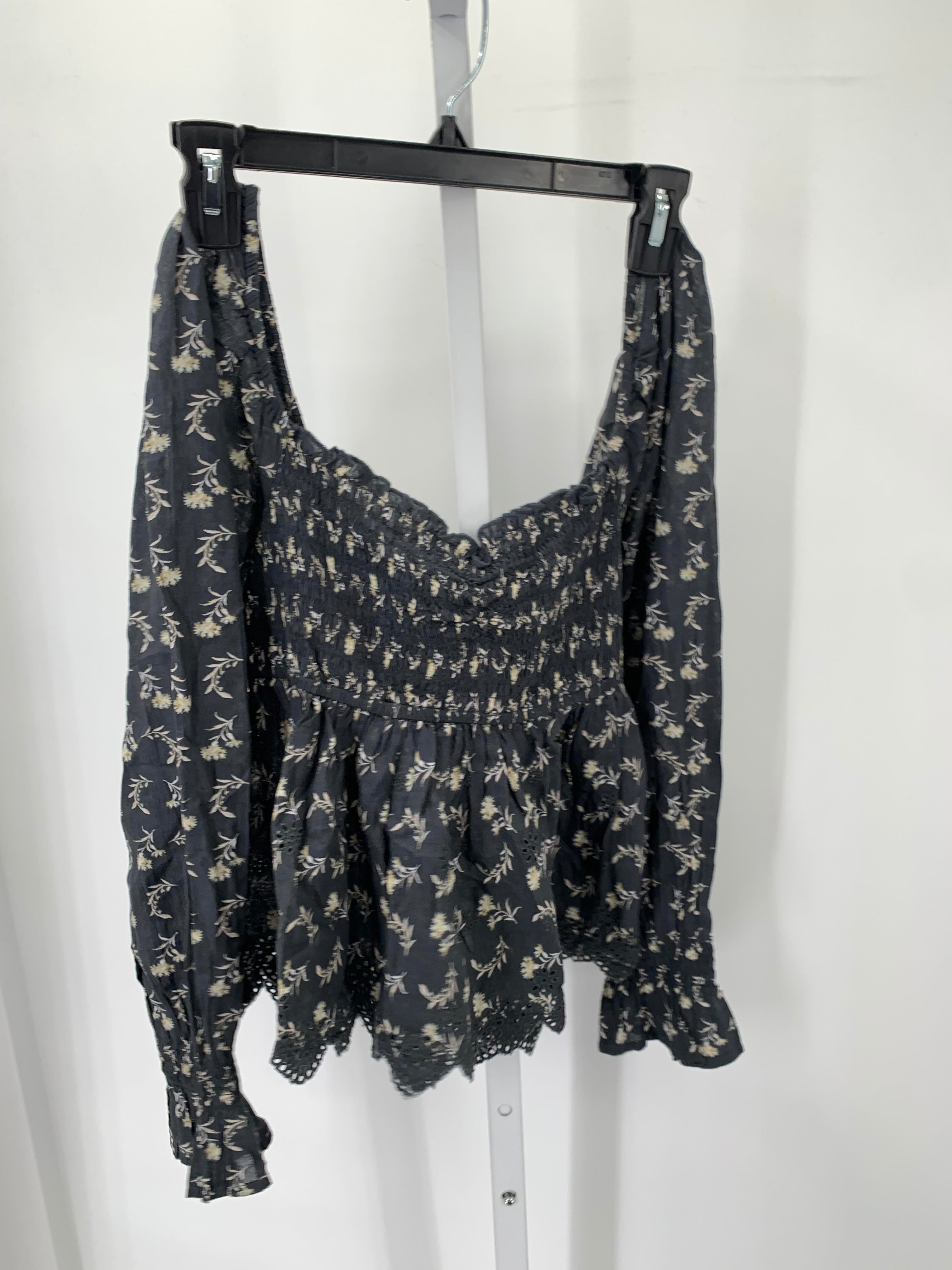 American Eagle Size Medium Juniors Long Sleeve Shirt