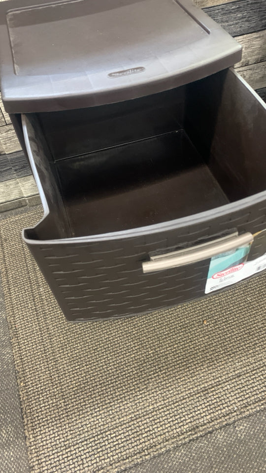 3-DRAWER BROWN STERILITE ORGANIZER.