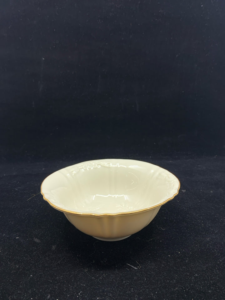 LENOX CREAM HARVEST BOWL.