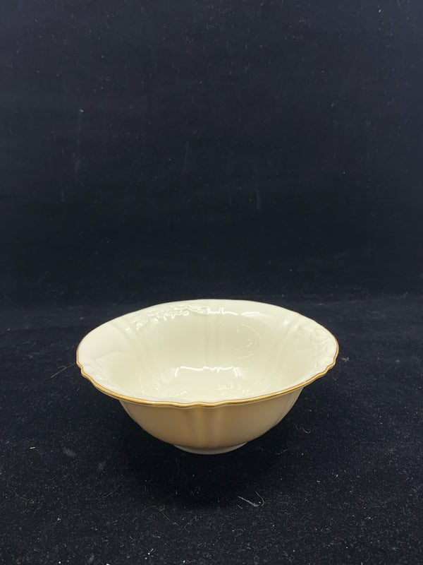 LENOX CREAM HARVEST BOWL.