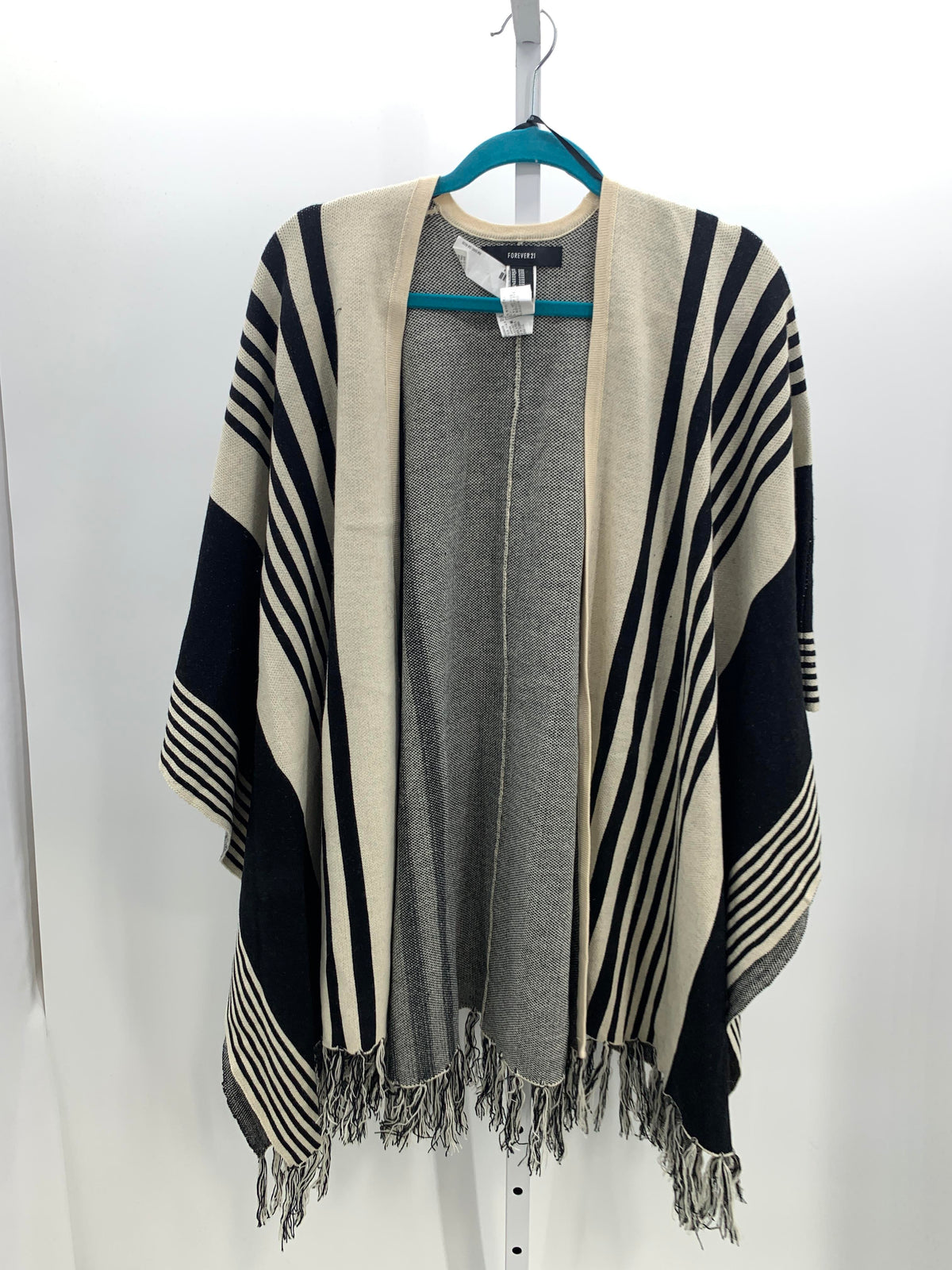 Forever 21 Size Small Juniors Shawl