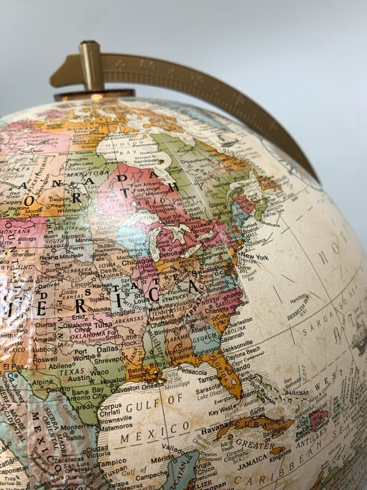 REPLOGLE WORLD CLASSIC SERIES GLOBE W/WOODEN BASE.