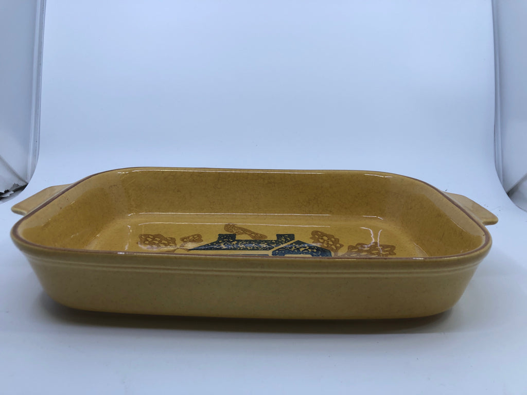 TAN W BLUE HOUSE RECTANGLE BAKING DISH.