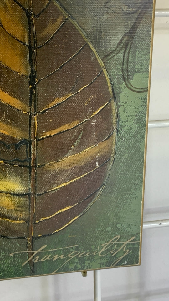 TRANQUILITY LEAF WOOD WALL DECOR.