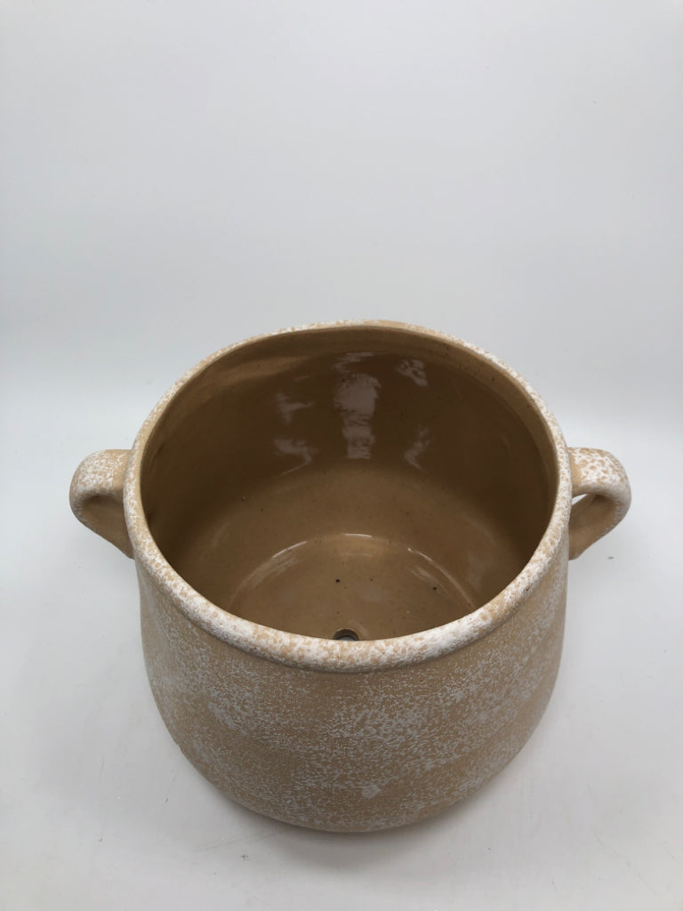 BEIGE DISTRESSED CERAMIC PLANTER.