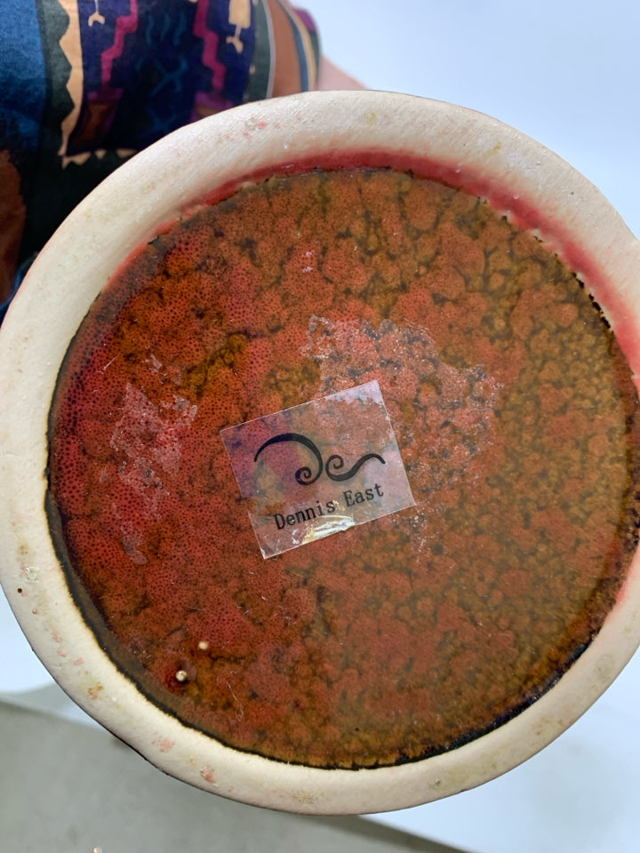 MATTE BEAR DARK RED CERAMIC CROCK.