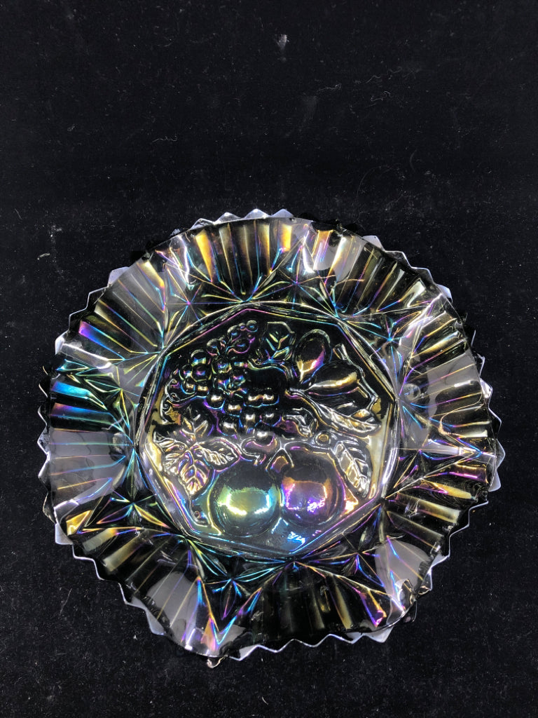 VTG IRIDESCENT FRUIT ON BOTTOM BOWL.