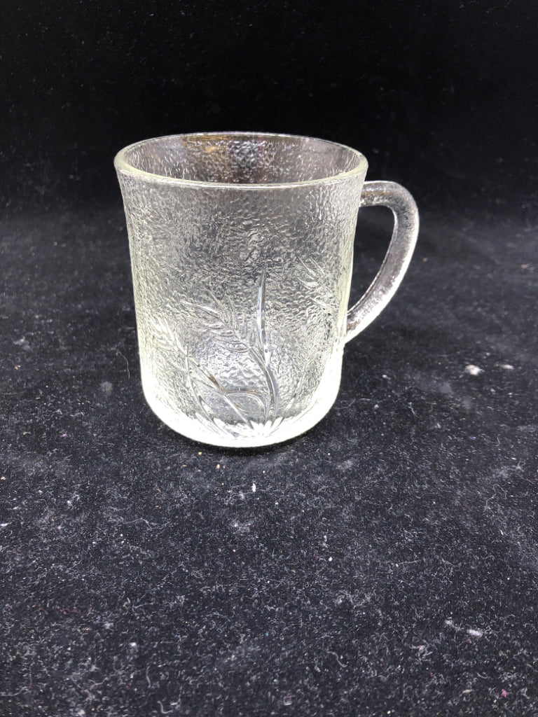 6 FROSTED GLASS MUGS EMBOSSED TREE.