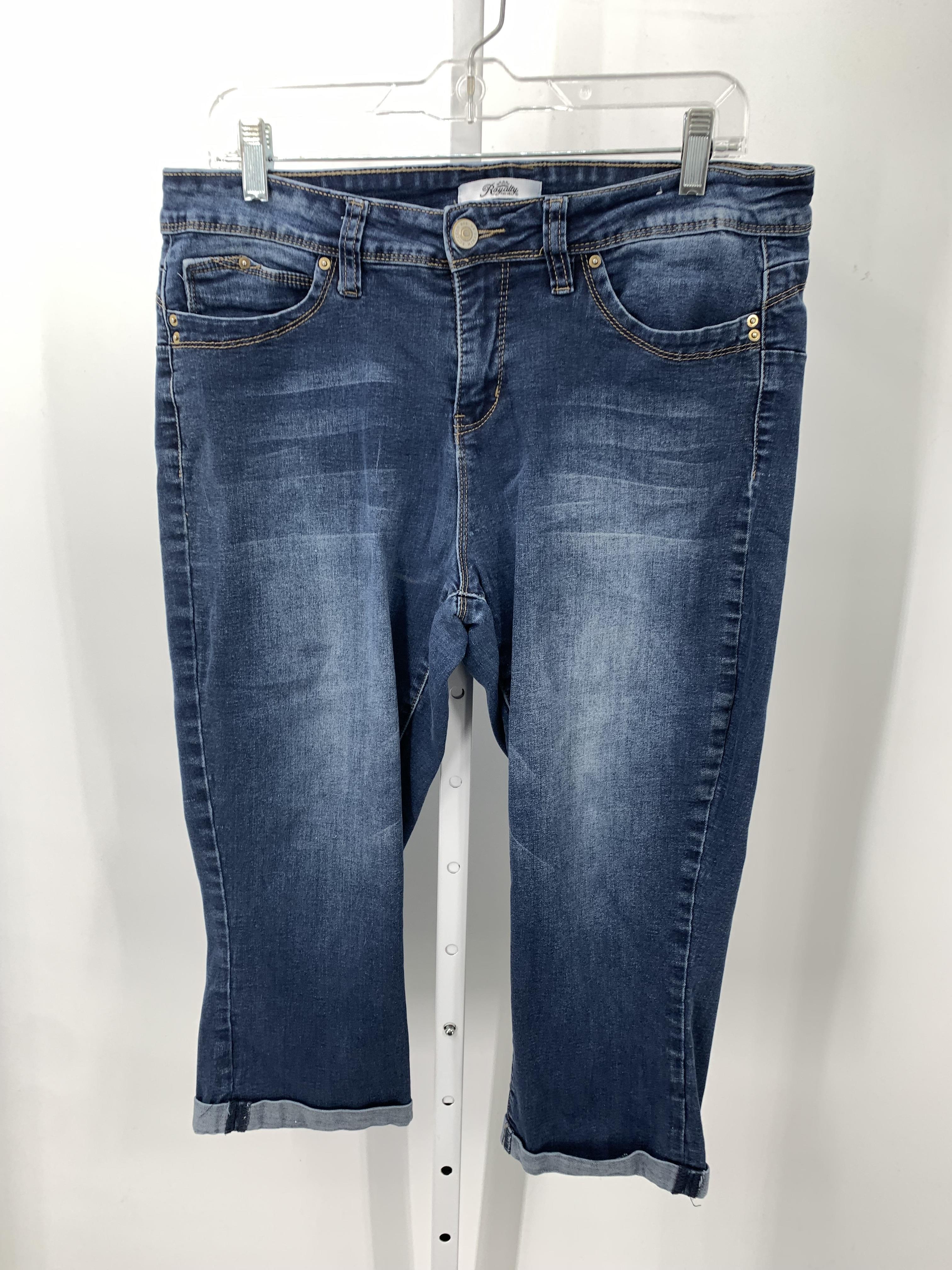 Royalty Size 12 Misses Capri Pants