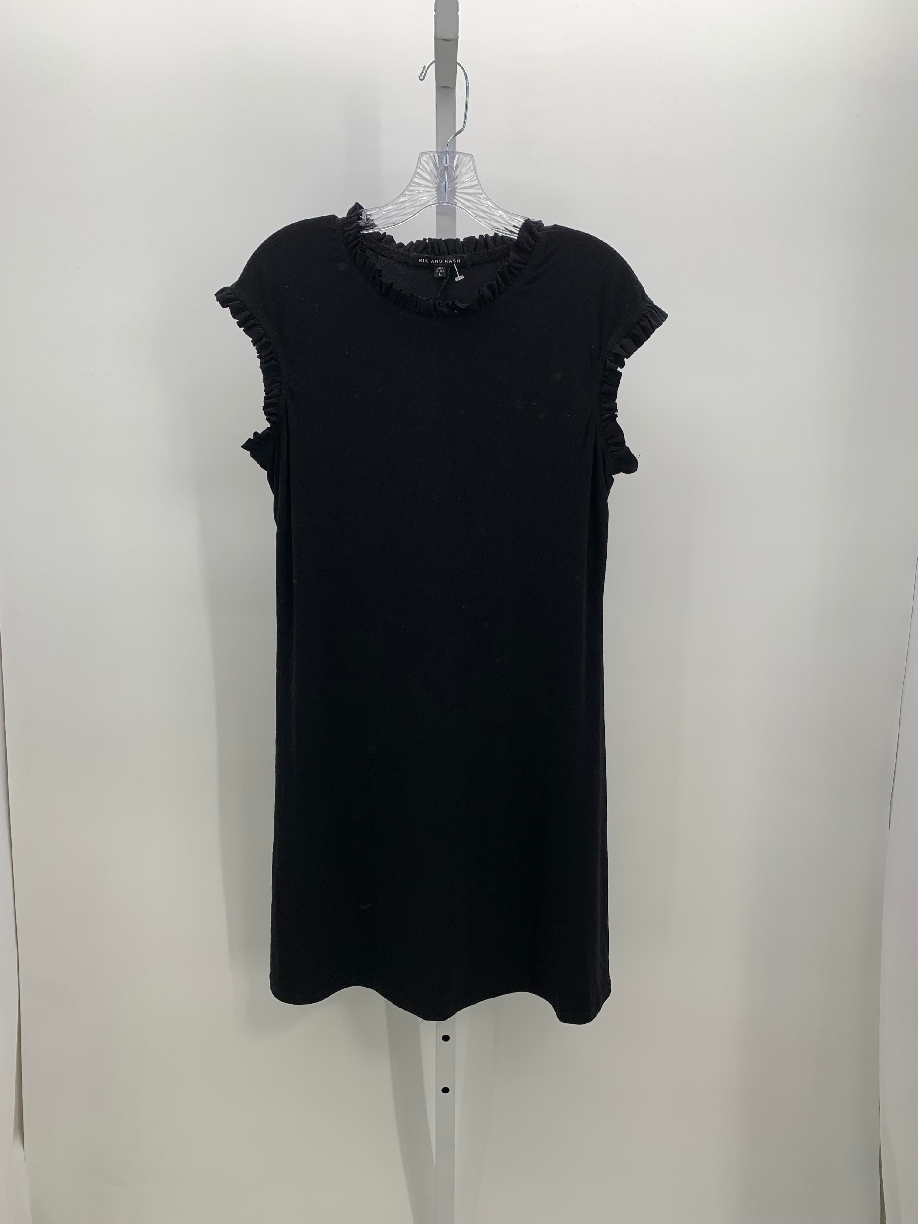 Size Large Misses Sleeveless Dress
