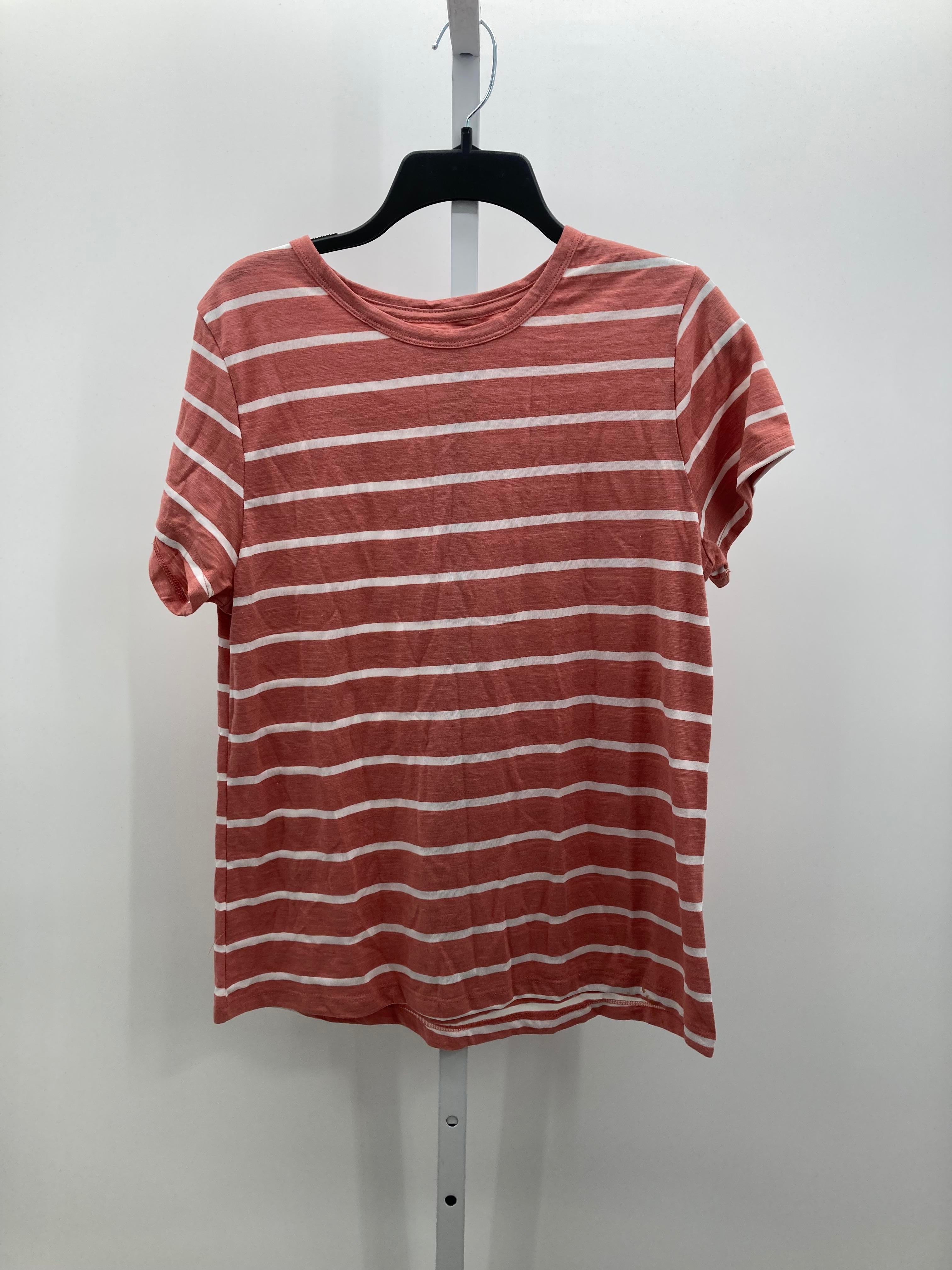 Time and Tru Size Medium Misses Short Sleeve Shirt