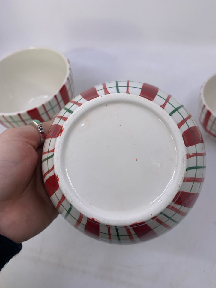 3 CERAMIC WHITE W/ GREEN,RED NESTING BOWLS.