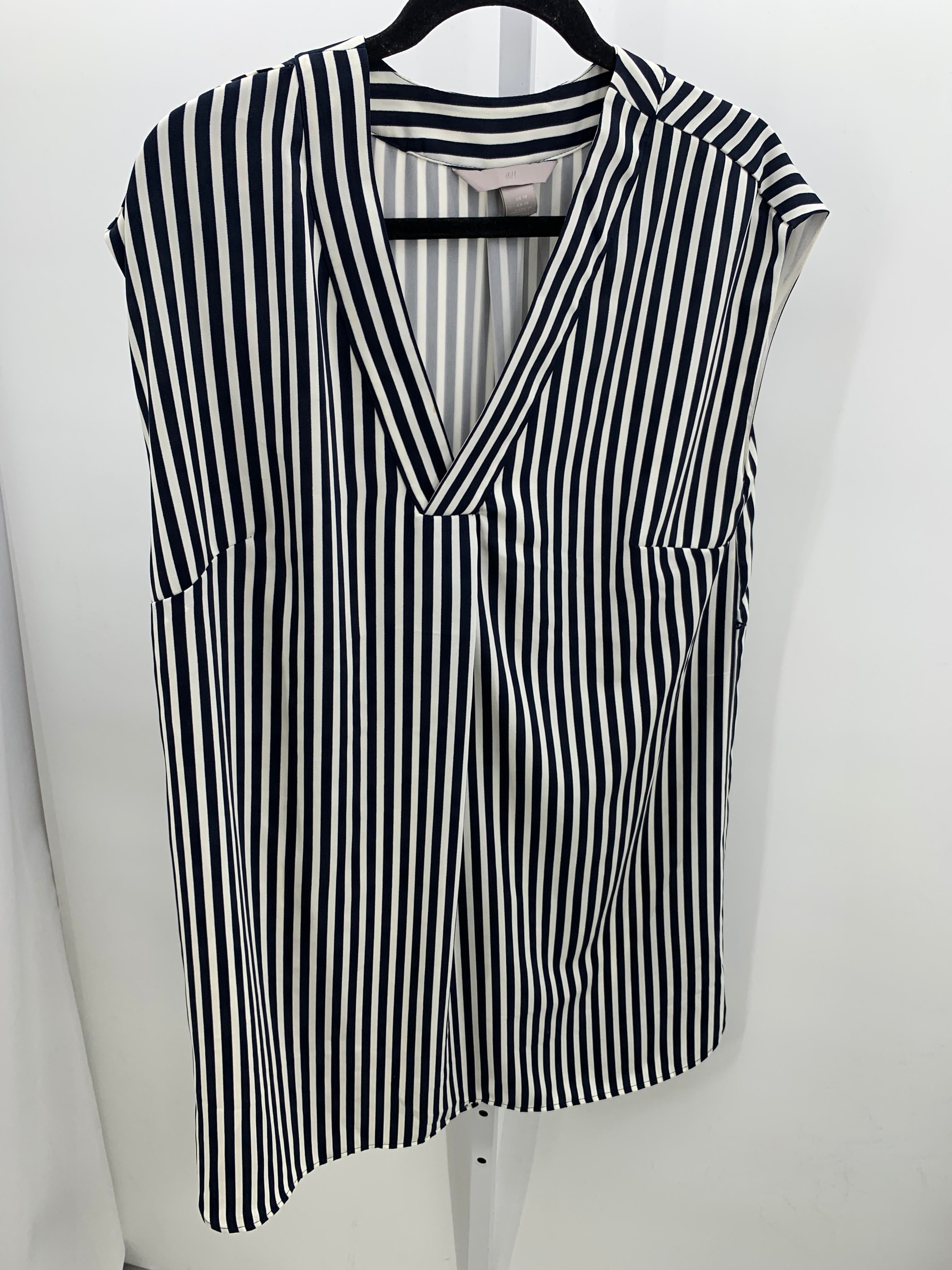 H&M Size 10 Misses Sleeveless Dress