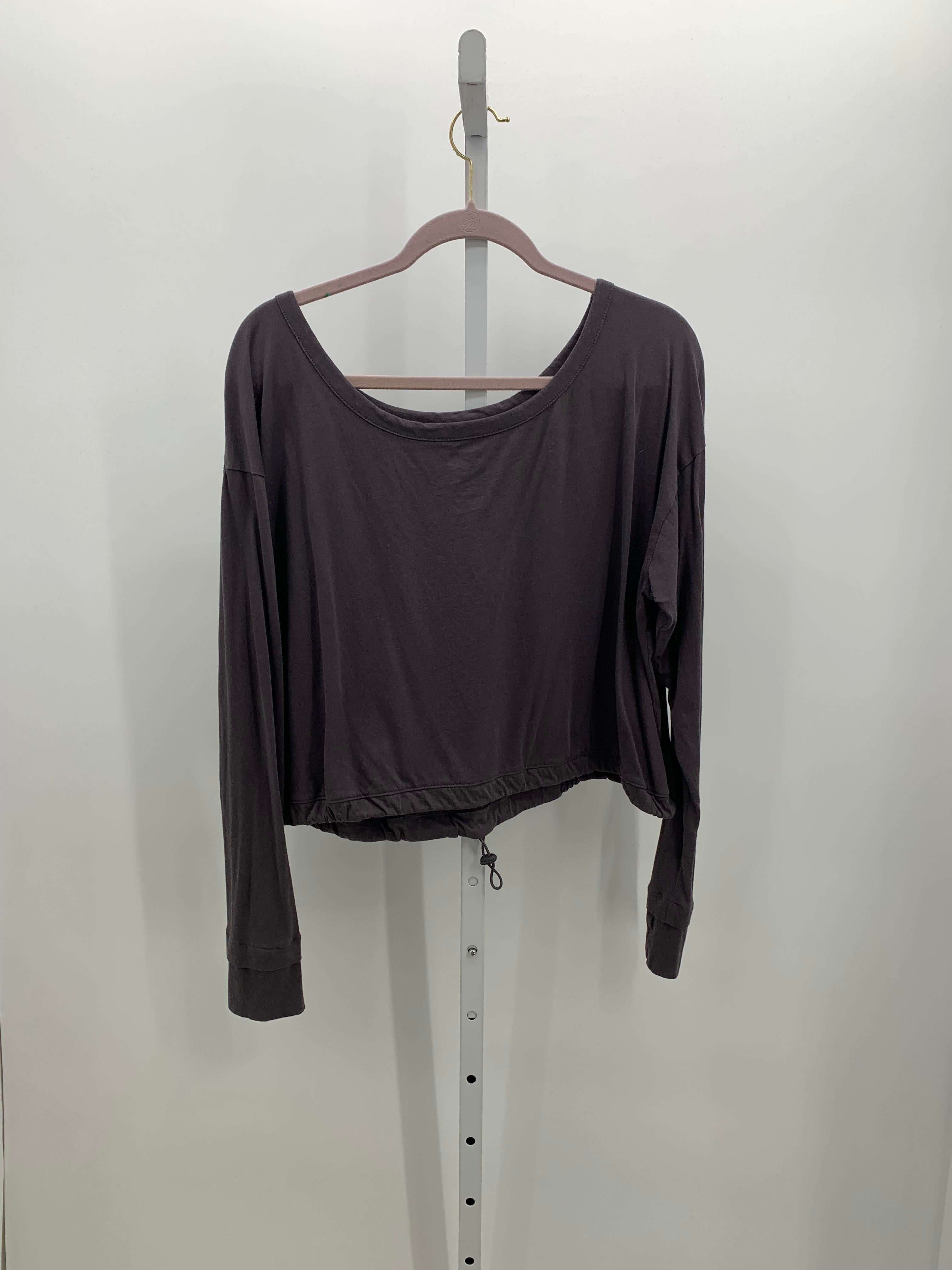Size Extra Large Misses Long Sleeve Shirt