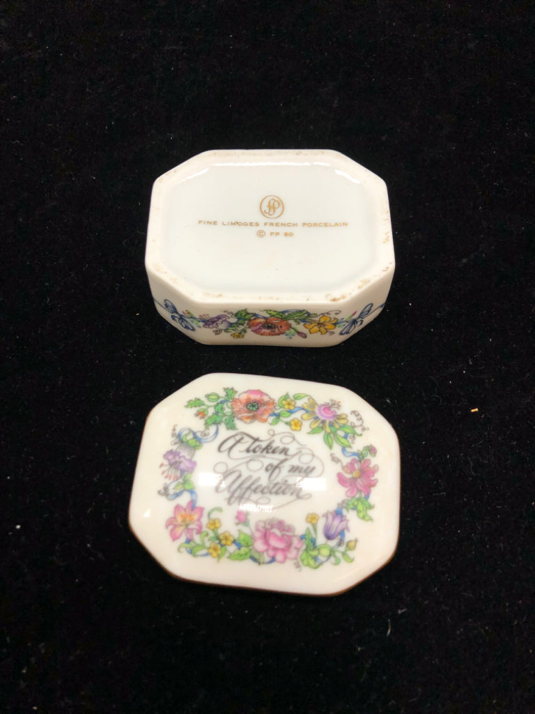 SM LIMOGES "TOKEN OF MY AFFECTION" PORCELAIN BOX W/FLORAL DESIGN&LID.