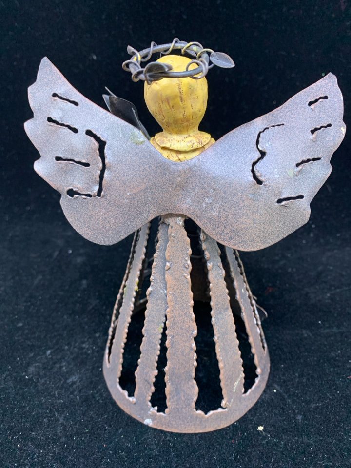 METAL CUT ANGEL DECOR.