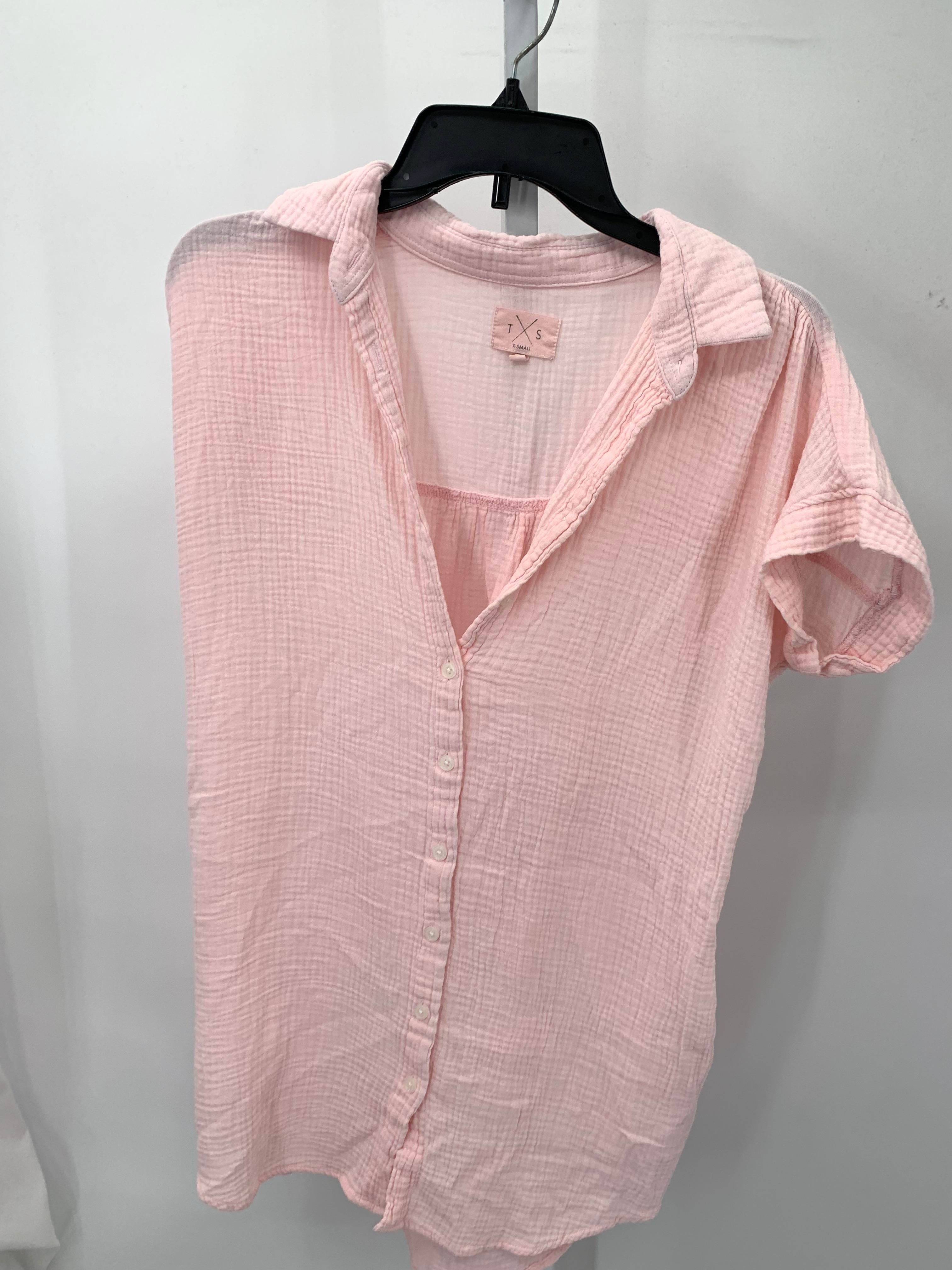 Size X Small Misses Short Sleeve Shirt