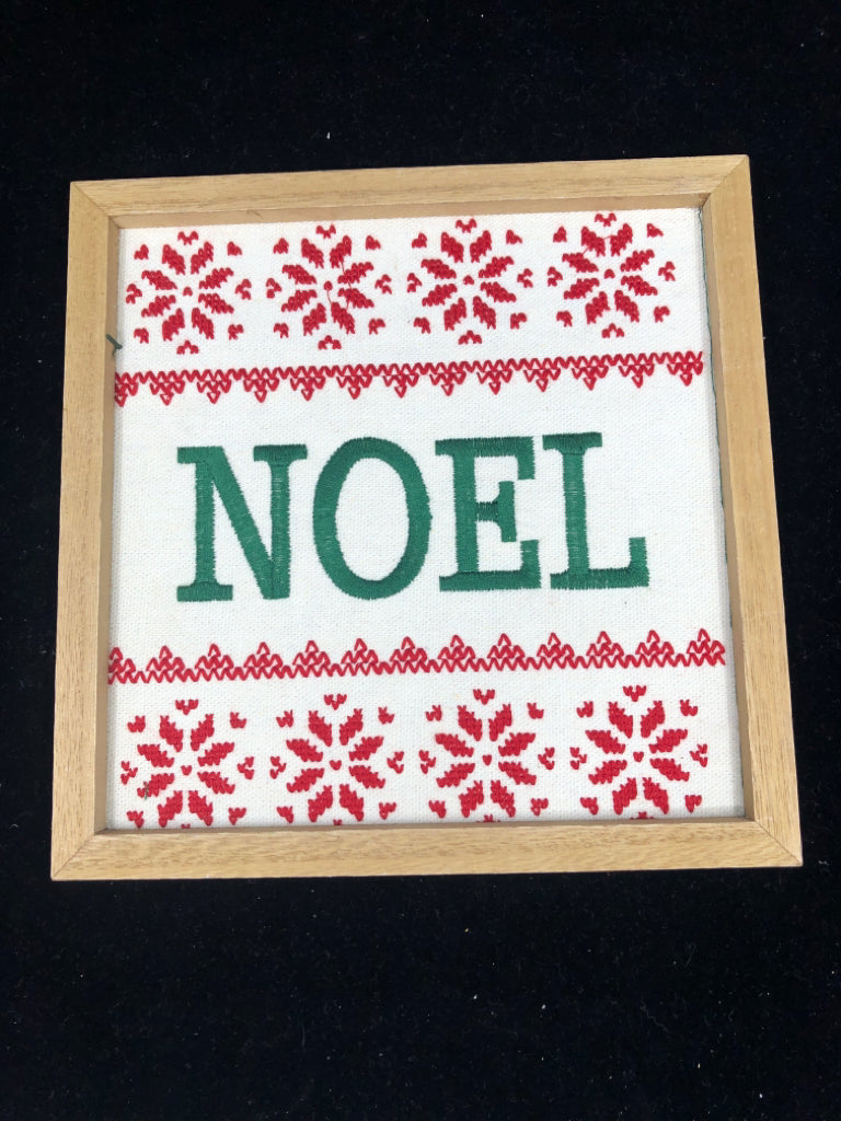 NOEL FABRIC WALL HANGING.