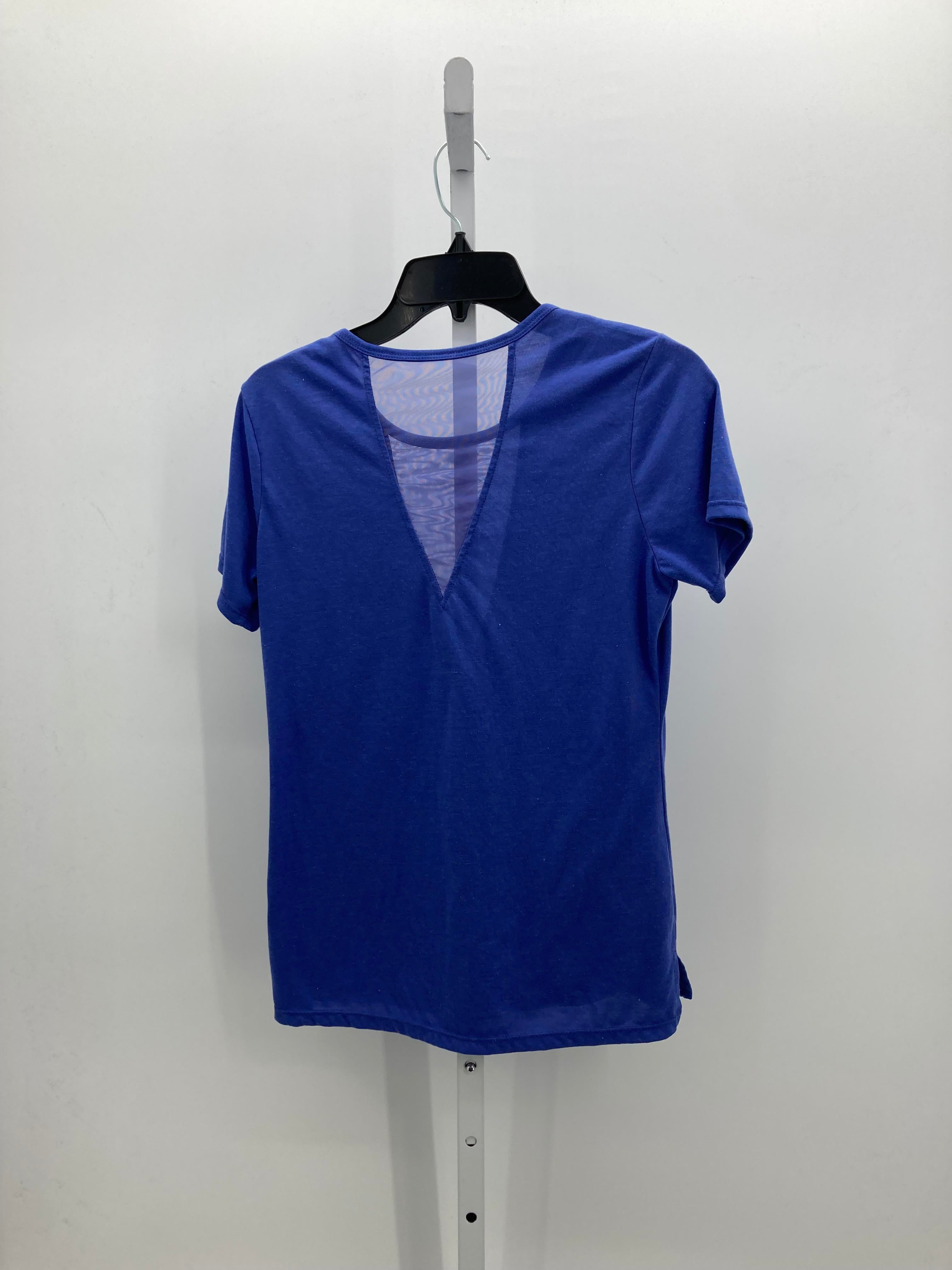 Size Small Misses Short Sleeve Shirt