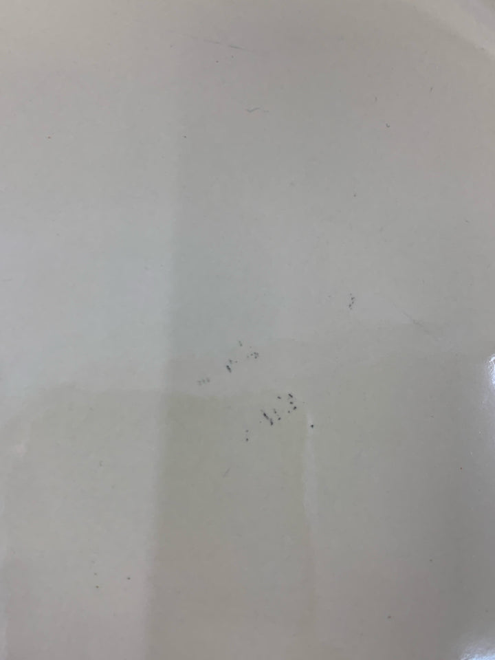 ORANGE OMBRE PIE PLATE W/ DIVET EDGE.