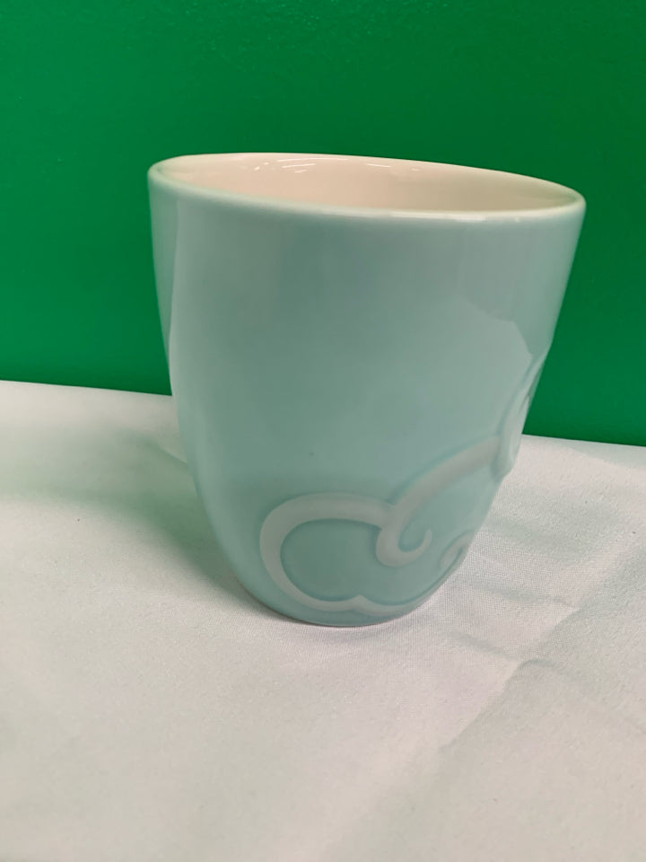 TEAL ASIAN STYLE CLOUD PATTERN MUG.