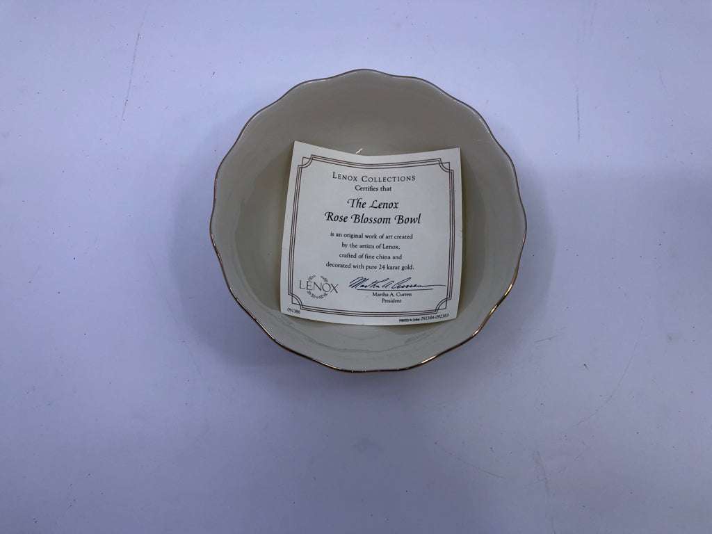 NEW LENOX ROSE BLOSSOM BOWL.