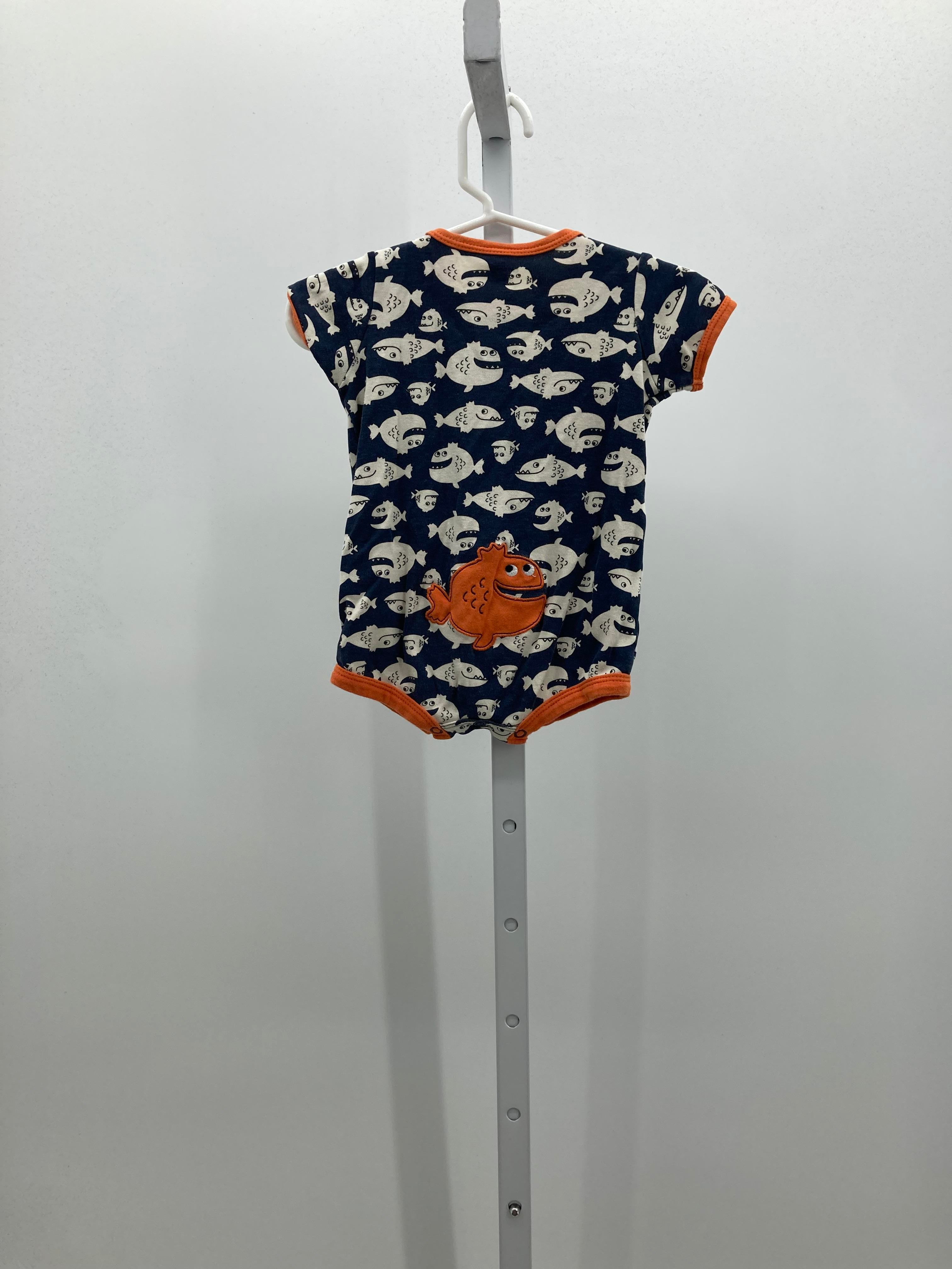 FISH PATTERN KNIT