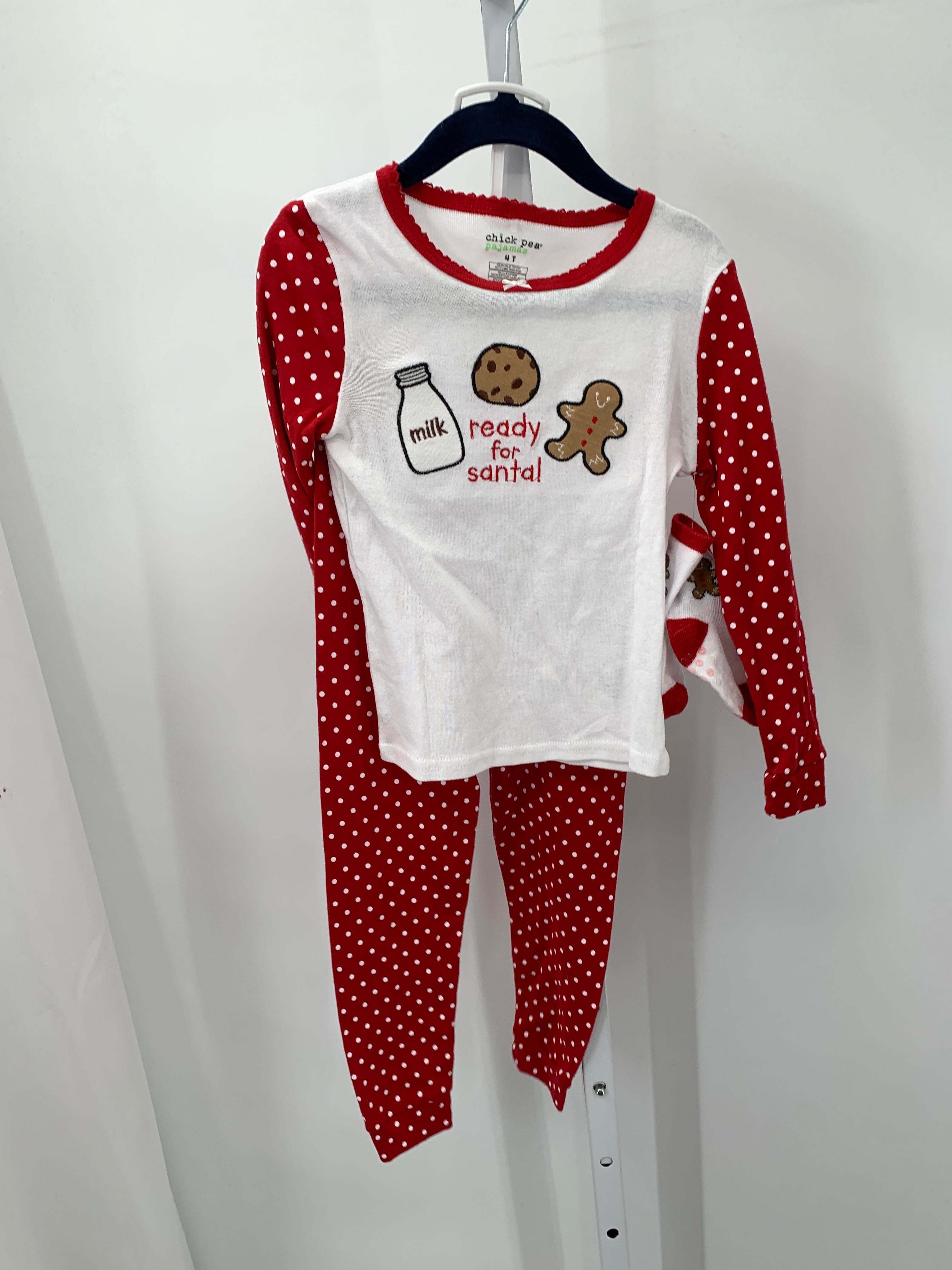 PAJAMAS READY FOR SANTA