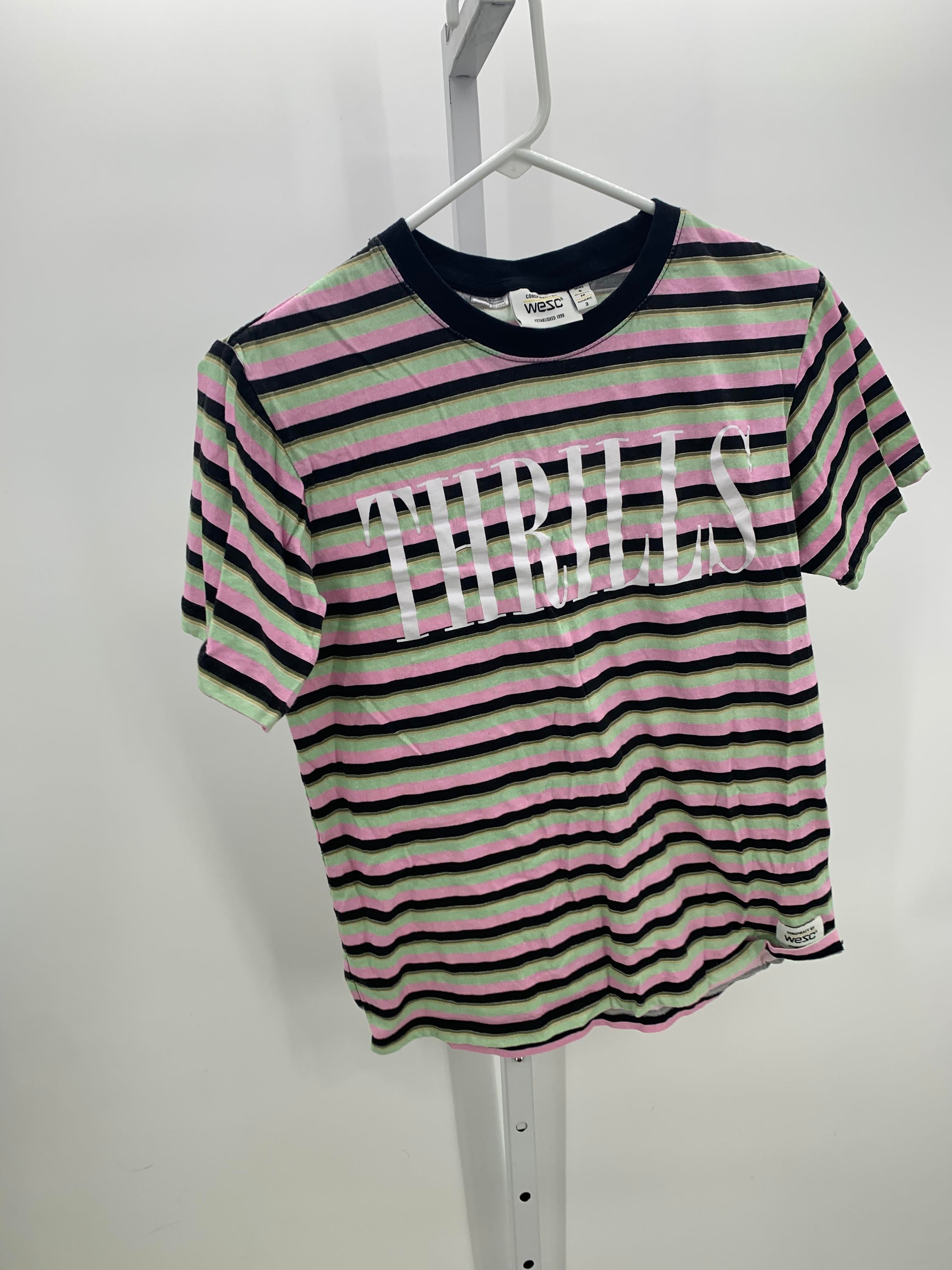 Size Medium Juniors Short Sleeve Shirt