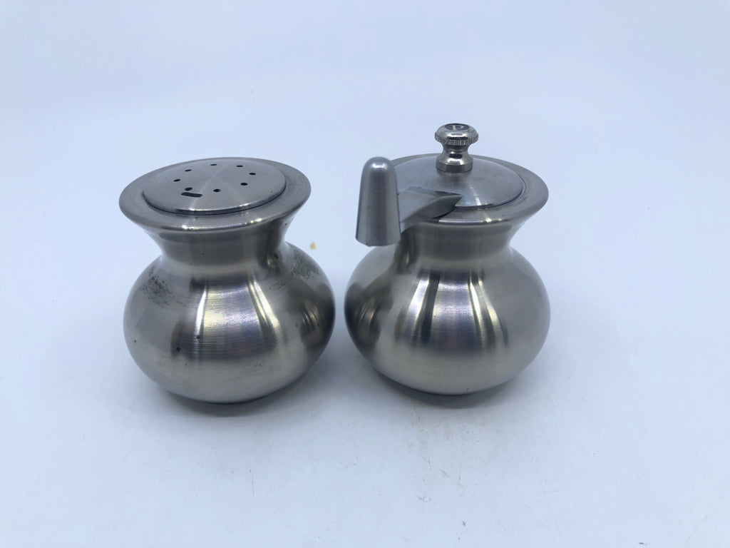 PEWTER SALT AND PEPPER SHAKERS.