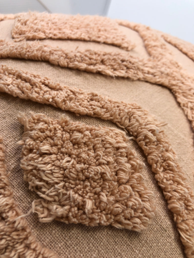 LARGE PINK TEXTURED PILLOW.