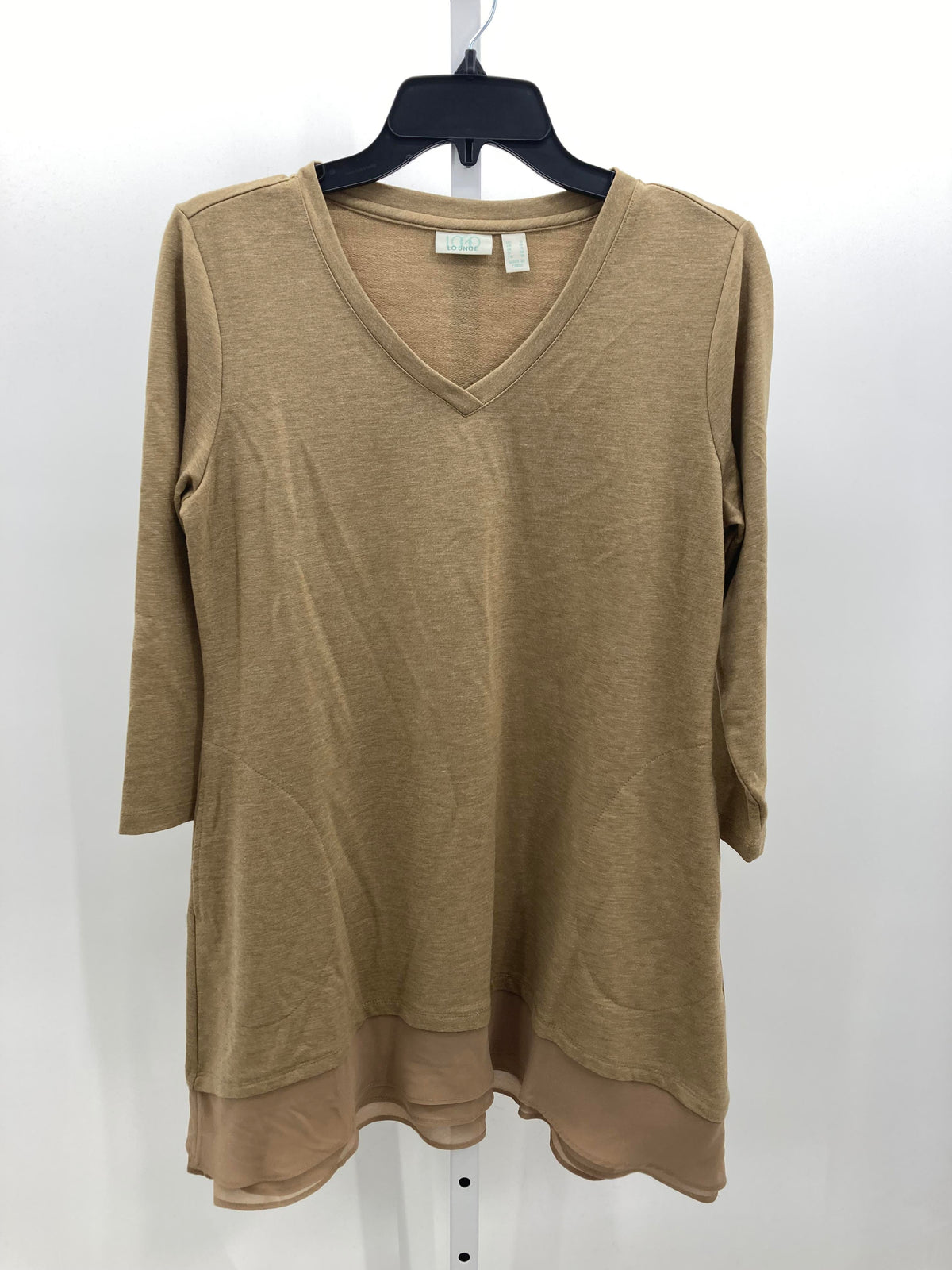 LOGO Size Small Misses 3/4 Sleeve Shirt