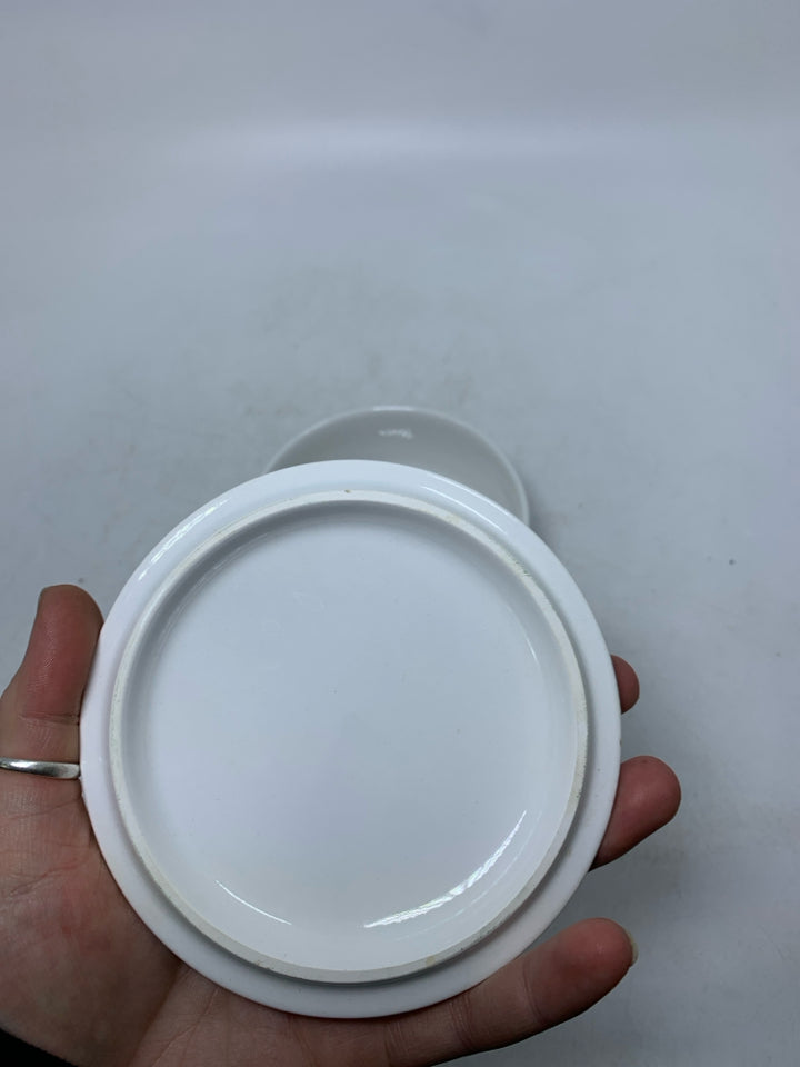 WHITE MIKASA TRINKET BOX W/ RED BOWS & TRUMPETS 2 "h X 4.
