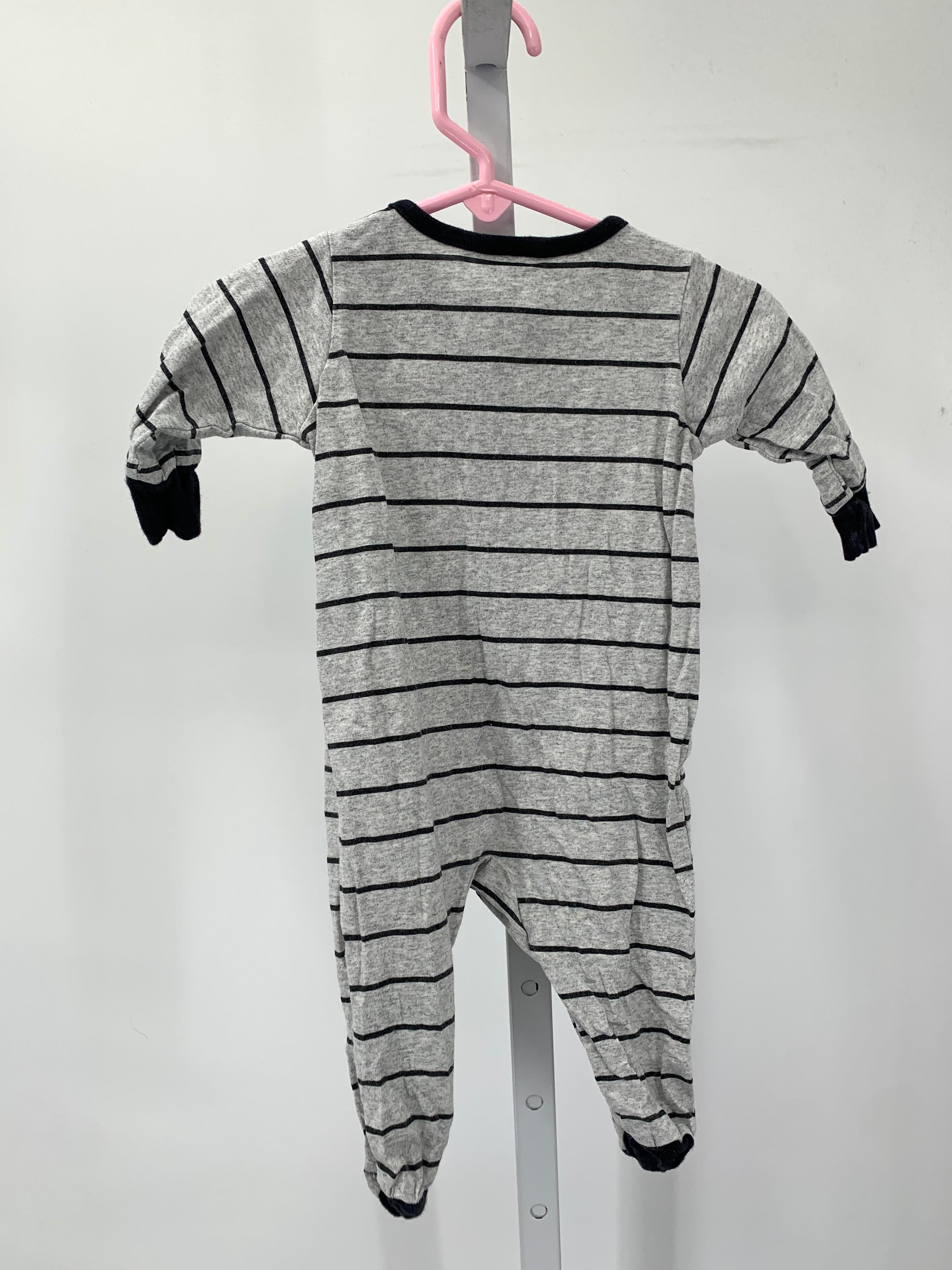 BLACK STRIPES ZIP KNIT