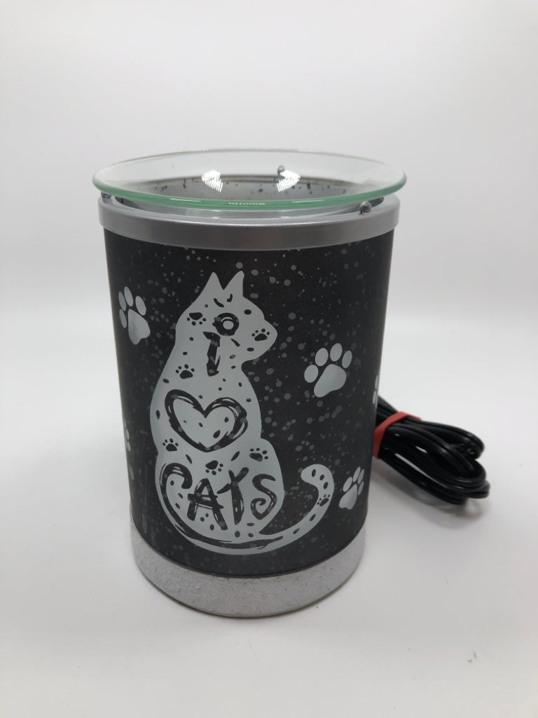SCENTSY I HEART CATS WAX WARMER.
